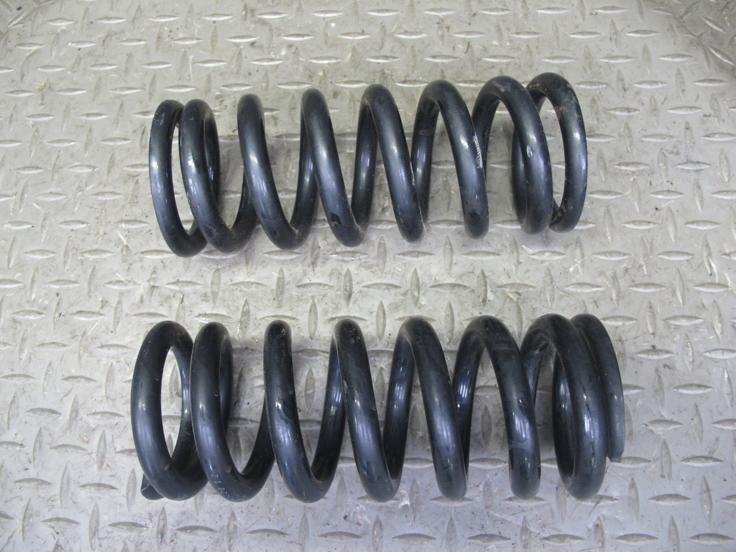 12-18 BMW F30 335i Sedan Rear Left & Right Coil Spring REV9 Hyper Spacer Pad Set