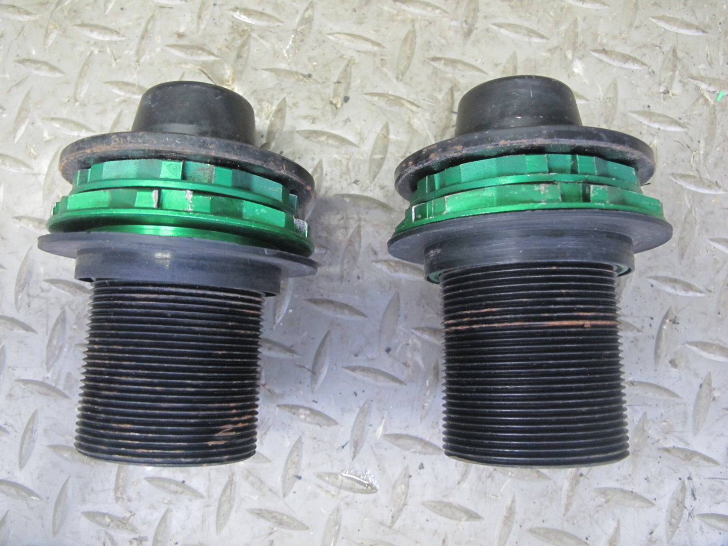 12-18 BMW F30 335i Sedan Rear Left & Right Coil Spring REV9 Hyper Spacer Pad Set