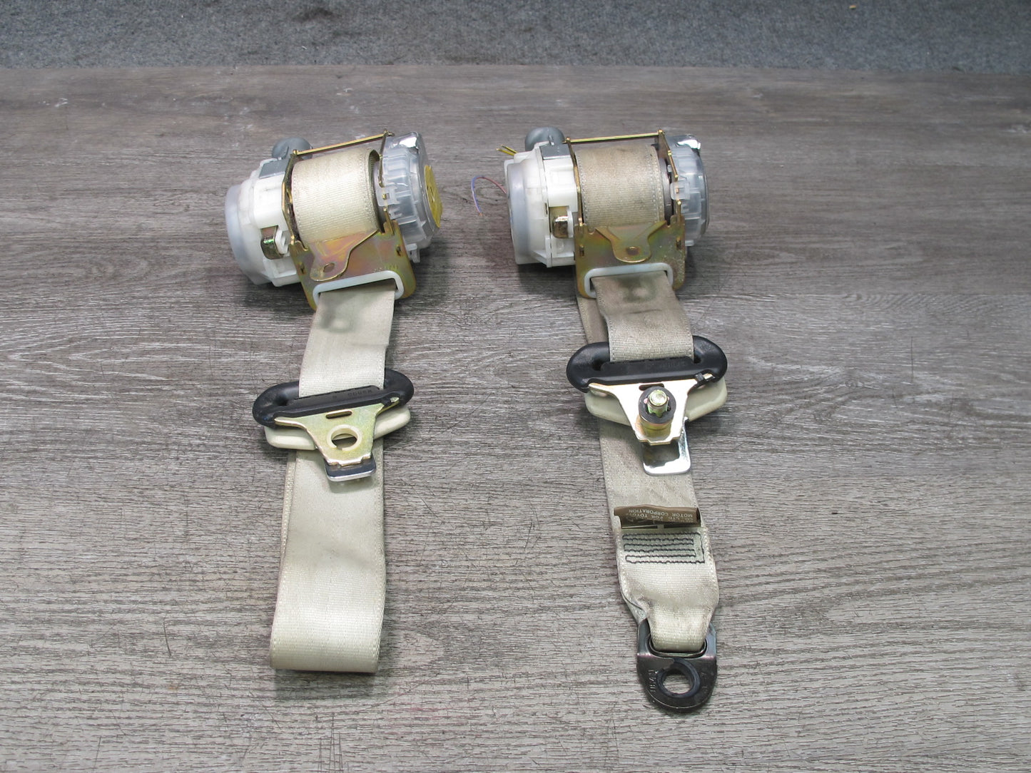 02-08 LEXUS SC430 Z40 FRONT LEFT & RIGHT SIDE SEATBELT RETRACTOR SET OEM