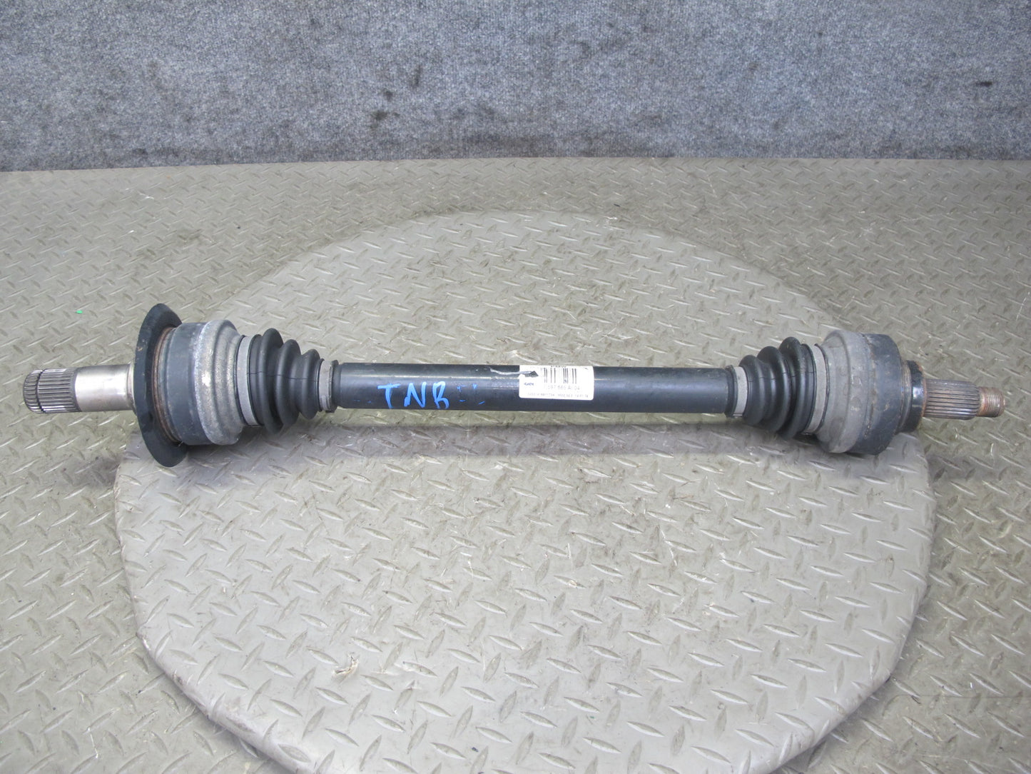 12-15 BMW F30 335i RWD M/T Rear Left Axle Output Drive Shaft 7597685 91K OEM