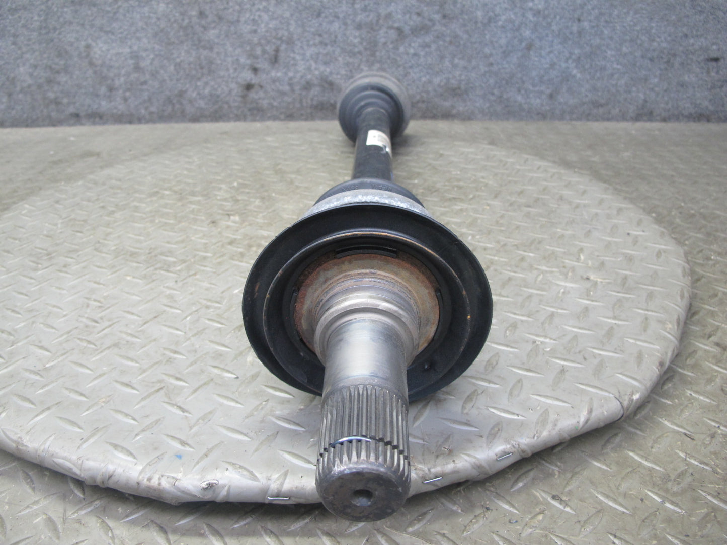 12-15 BMW F30 335i RWD M/T Rear Left Axle Output Drive Shaft 7597685 91K OEM