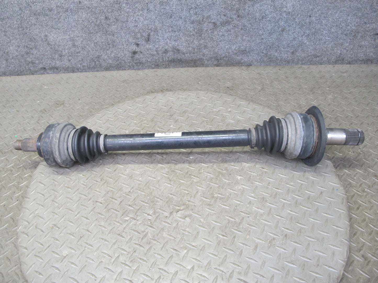 12-15 BMW F30 335i RWD M/T Rear Left Axle Output Drive Shaft 7597685 91K OEM