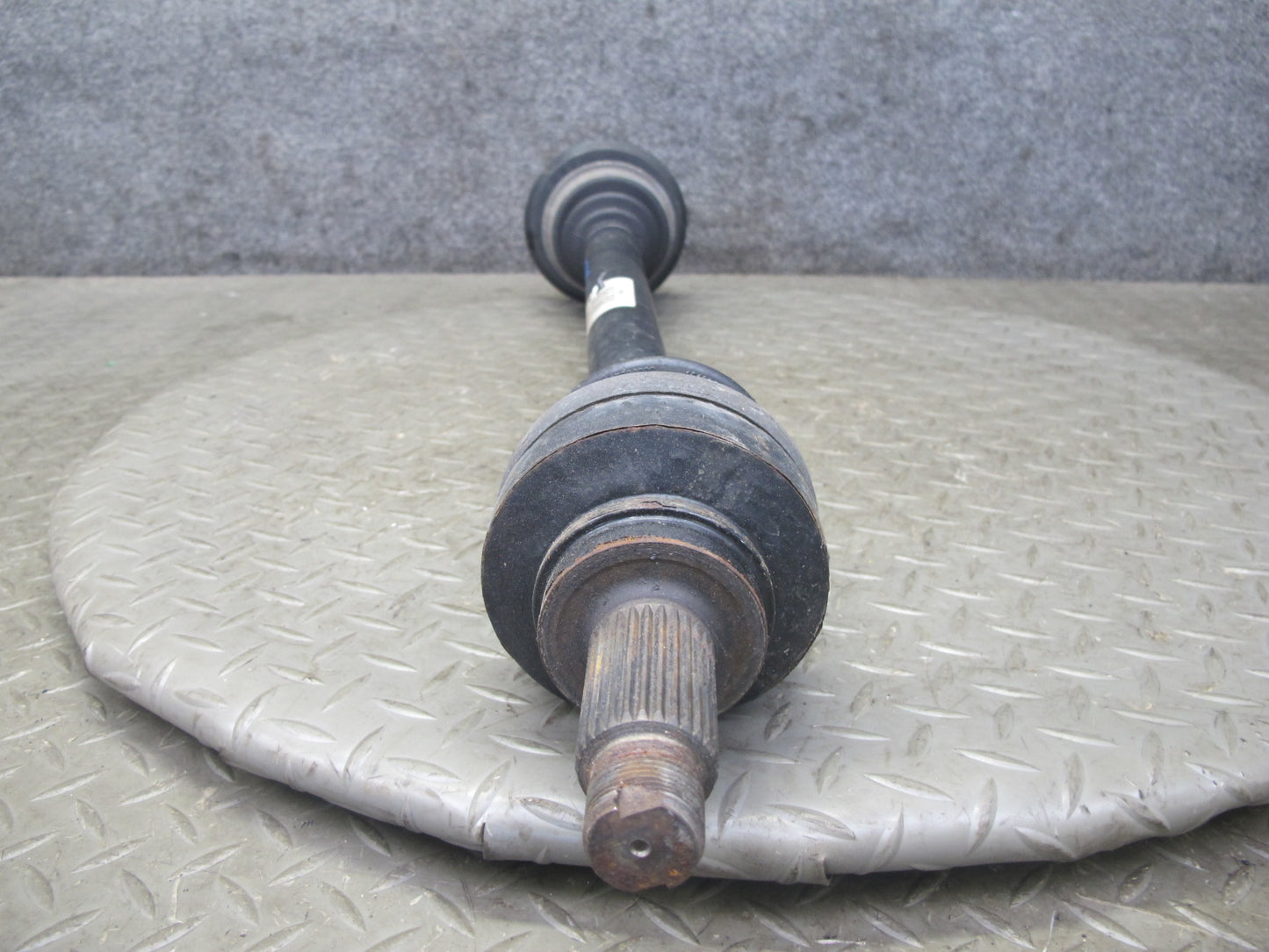 12-15 BMW F30 335i RWD M/T Rear Left Axle Output Drive Shaft 7597685 91K OEM