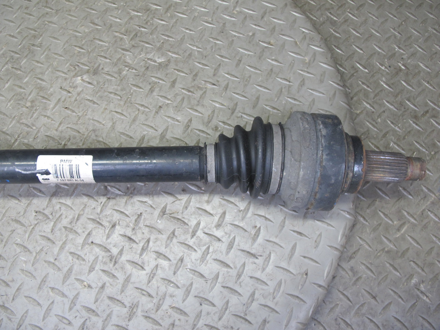 12-15 BMW F30 335i RWD M/T Rear Left Axle Output Drive Shaft 7597685 91K OEM