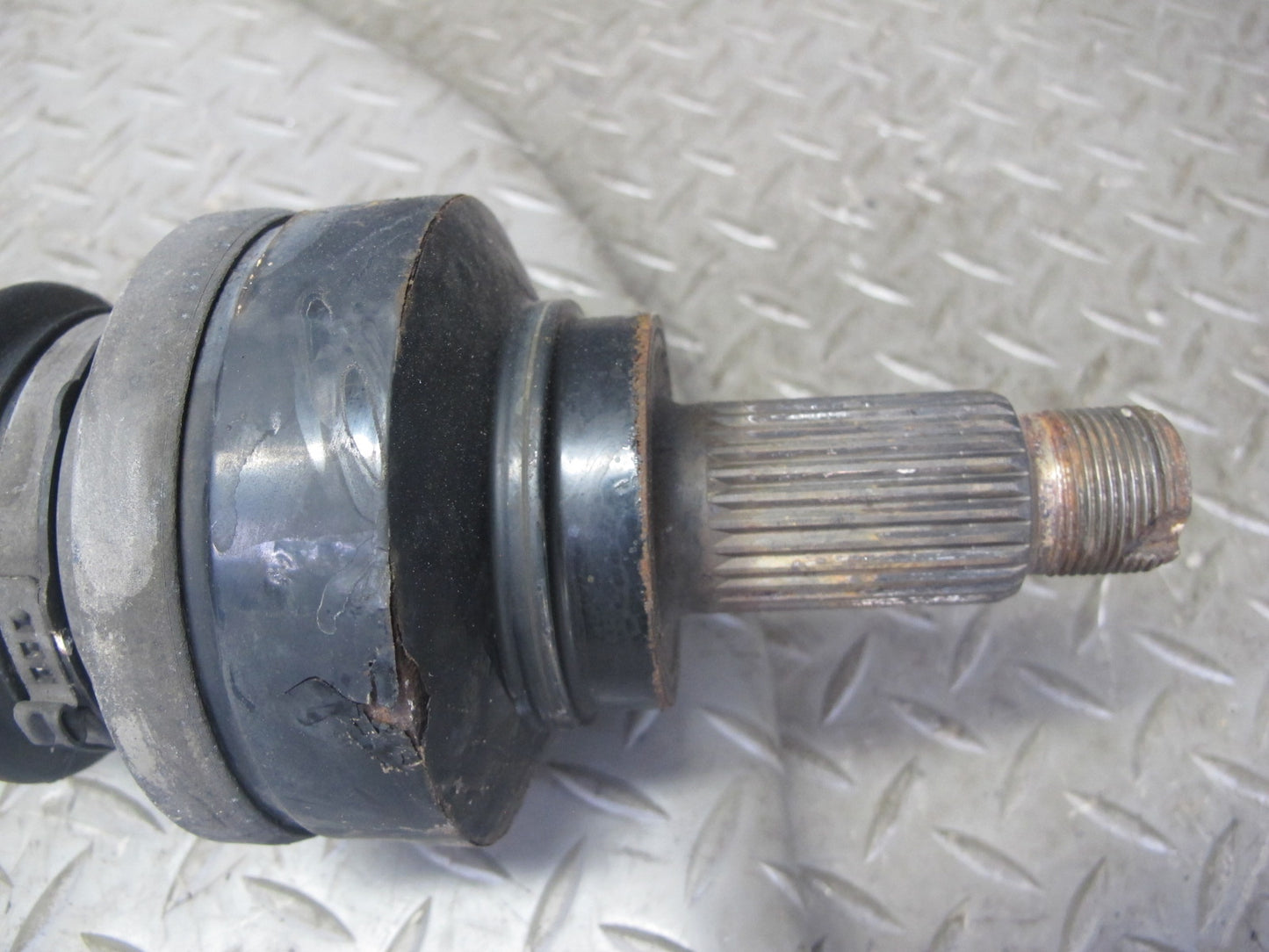 12-15 BMW F30 335i RWD M/T Rear Left Axle Output Drive Shaft 7597685 91K OEM