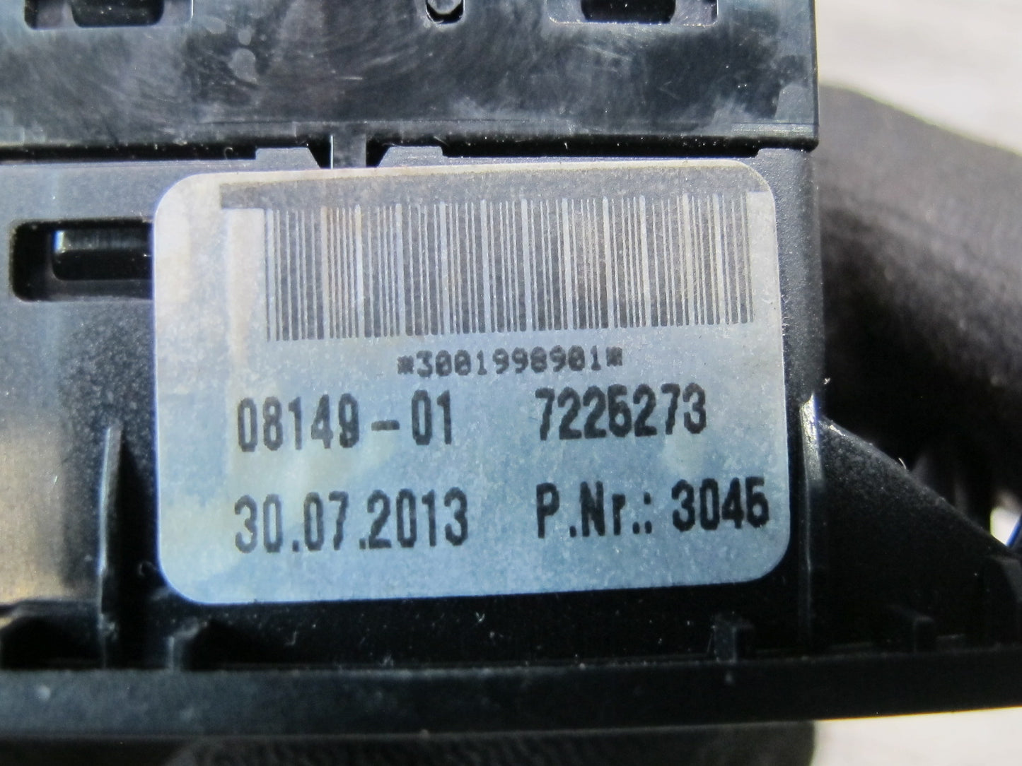 2012-2018 BMW F12 F13 F06 M6 Front Right Side Door Power Window Switch W/ Trim