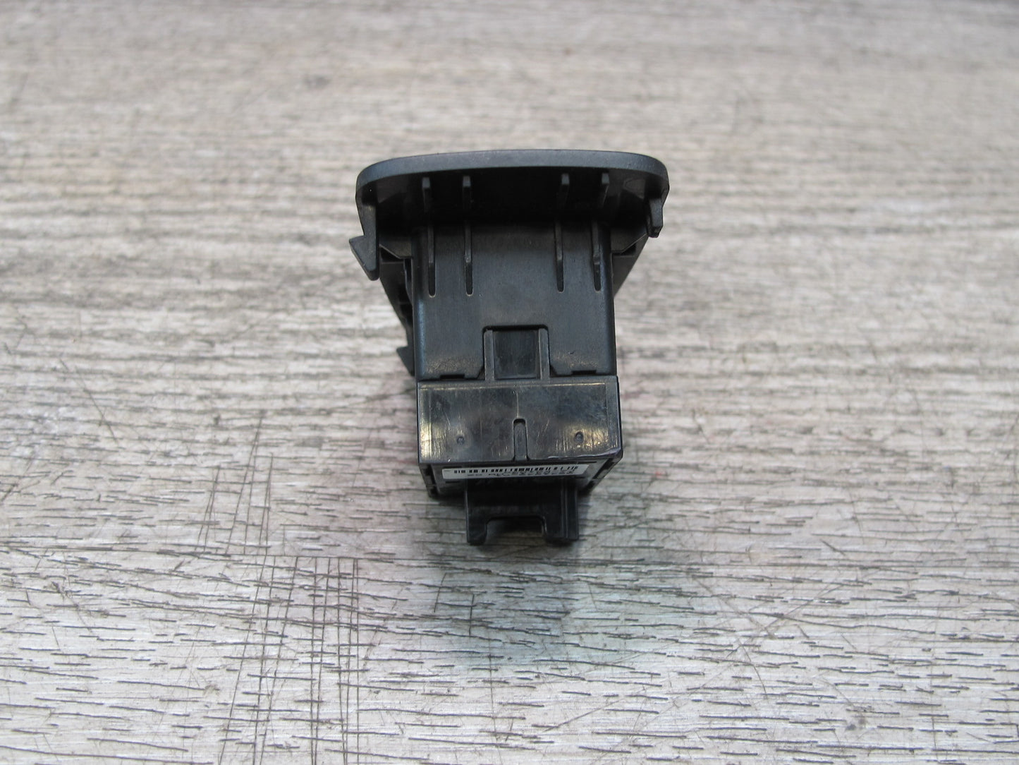 2012-2018 BMW F12 F13 F06 M6 Front Right Side Door Power Window Switch W/ Trim