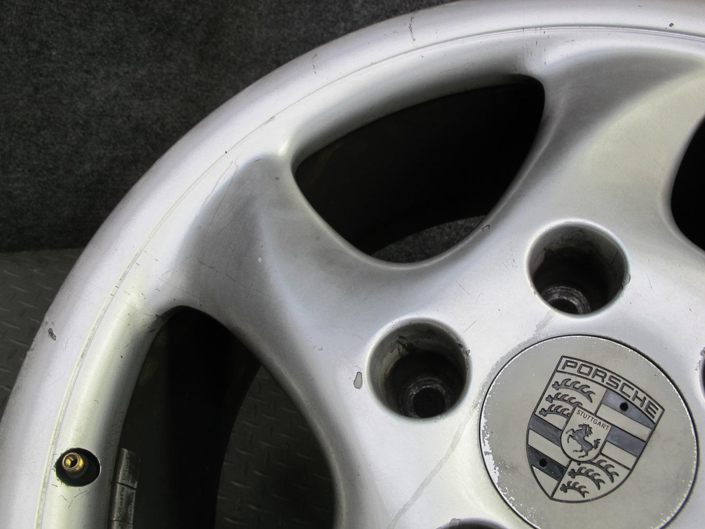 99-05 Porsche 911 Carrera 996 Factory R18" Alloy 5 Spoke Wheel Rim 18x7.5J ET50