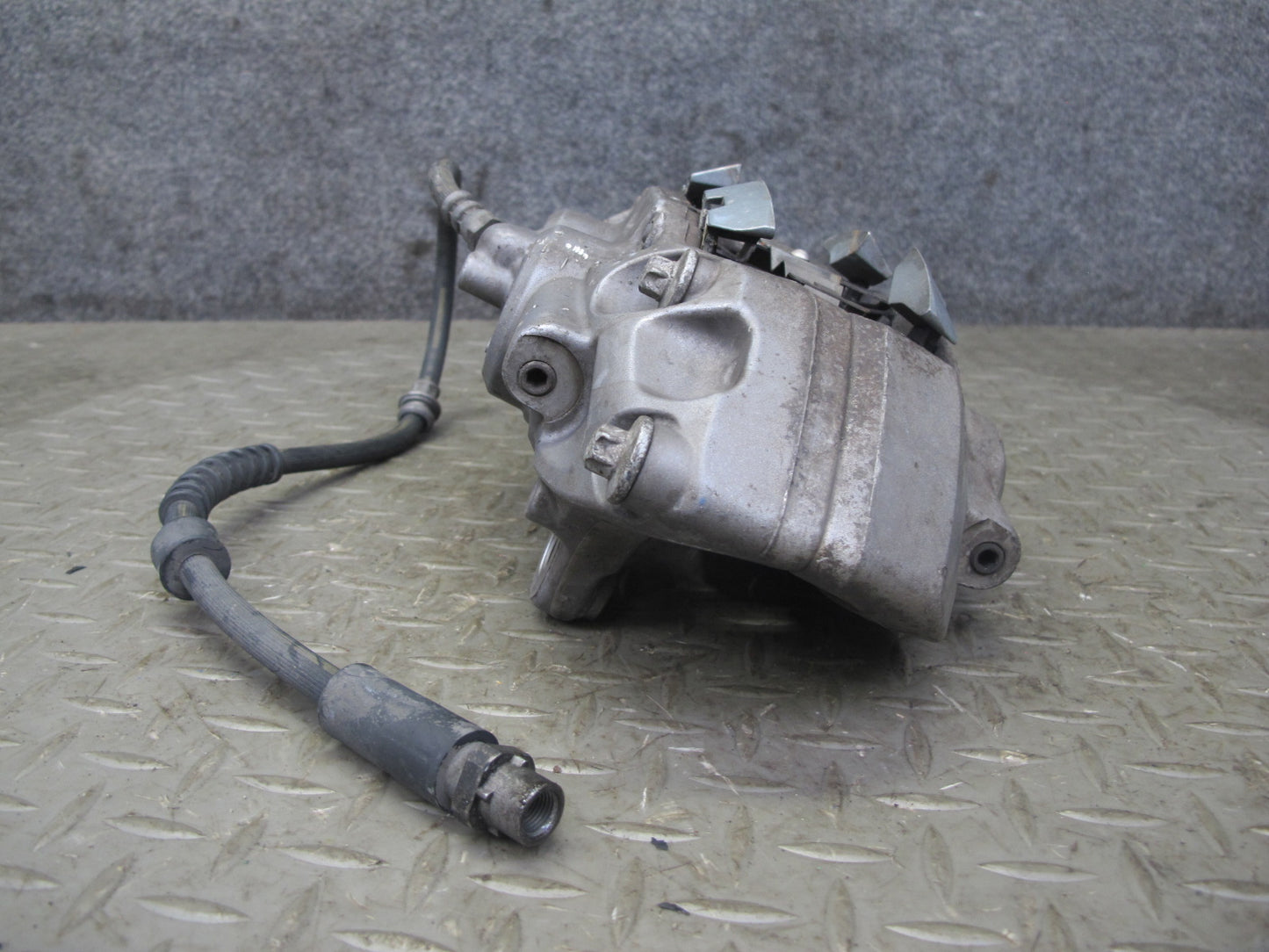 12-15 BMW F30 F32 F33 F34 335i Set of 2 Front Brembo Brake Caliper 91K Miles OEM