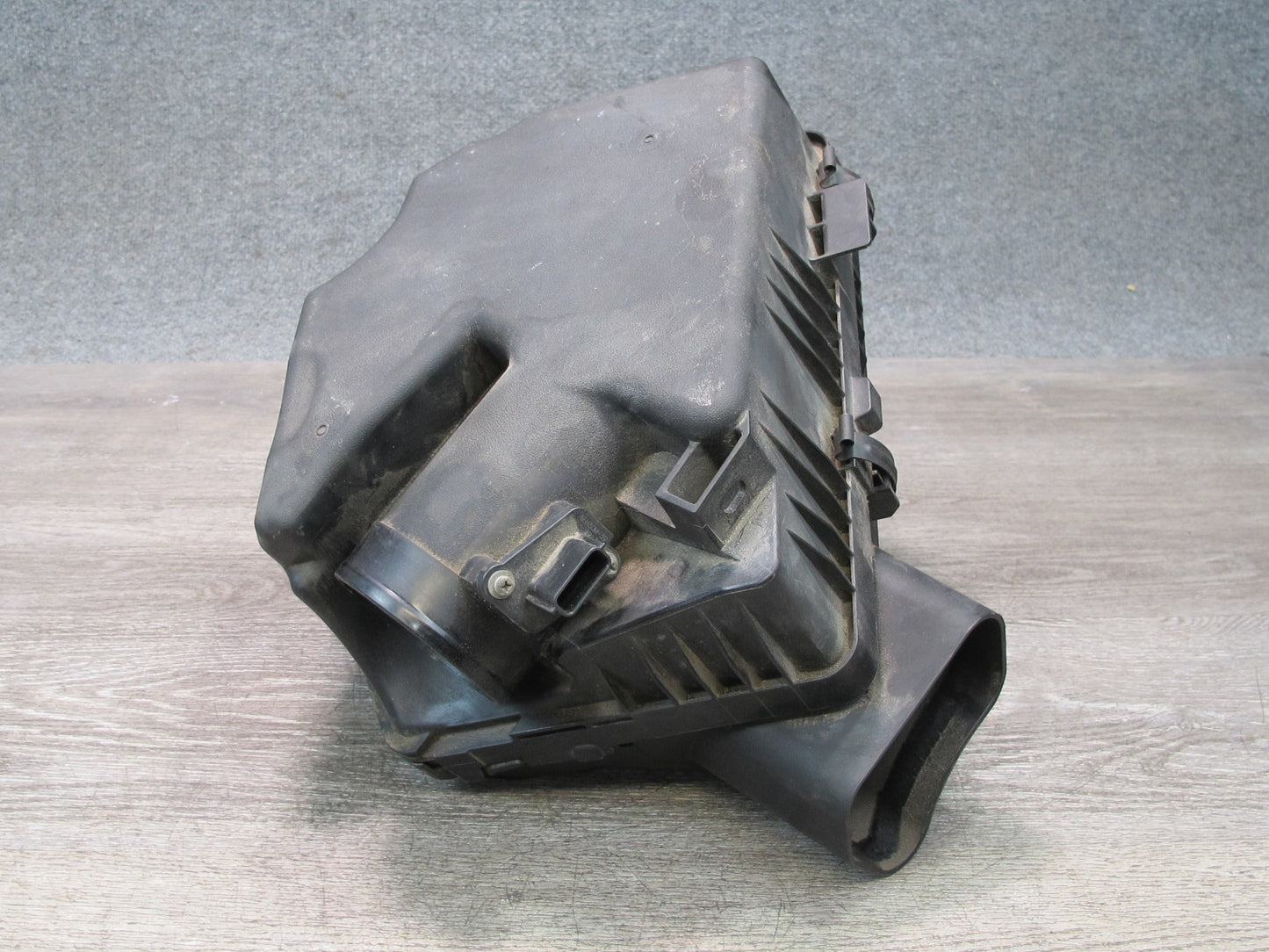 2014-2017 Infiniti QX60 2.5L Hybrid Engine Air Intake Cleaner Filter Box Sensor