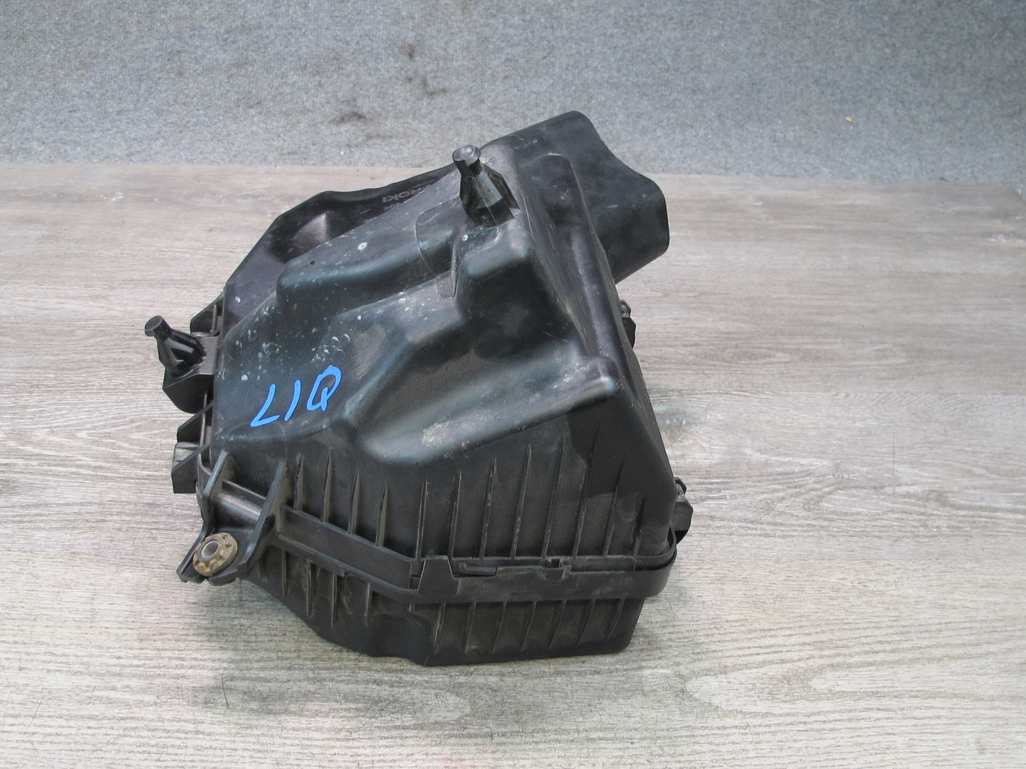 2014-2017 Infiniti QX60 2.5L Hybrid Engine Air Intake Cleaner Filter Box Sensor