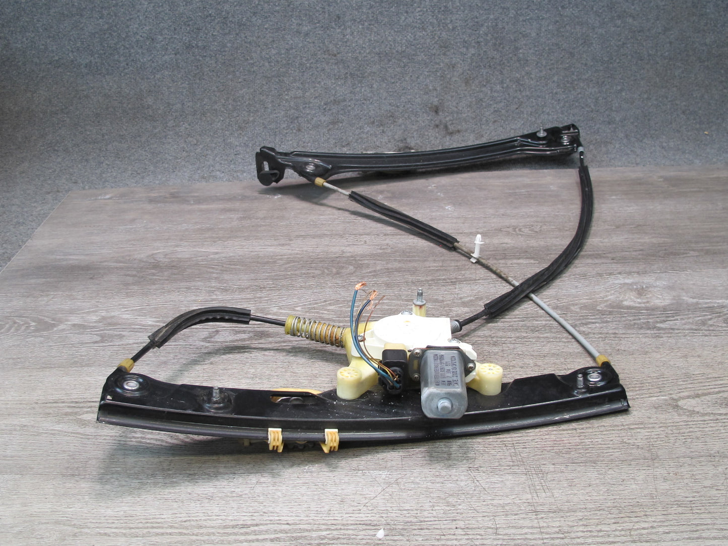 2012-2018 BMW F12 F13 M6 Front Left Driver Side Window Regulator W/ Motor