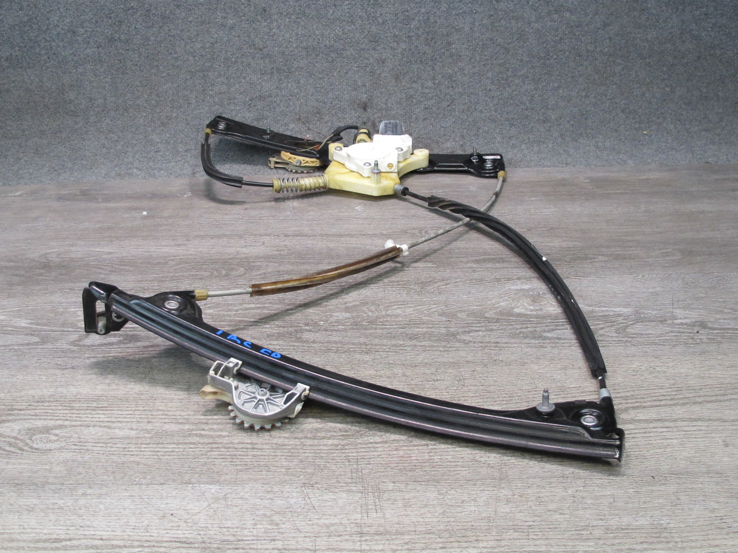 2012-2018 BMW F12 F13 M6 Front Right Pass Side Window Regulator W/ Motor