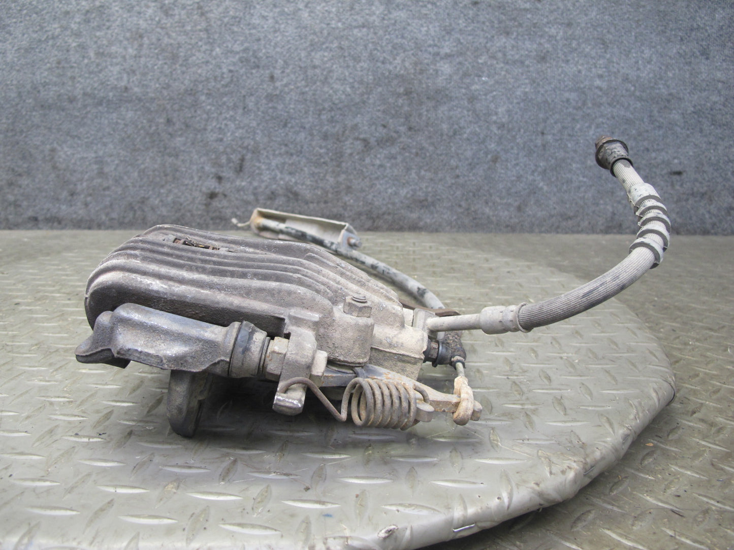 89-96 Chevrolet Corvette C4 Set of 2 Rear Left & Right Brake Caliper OEM
