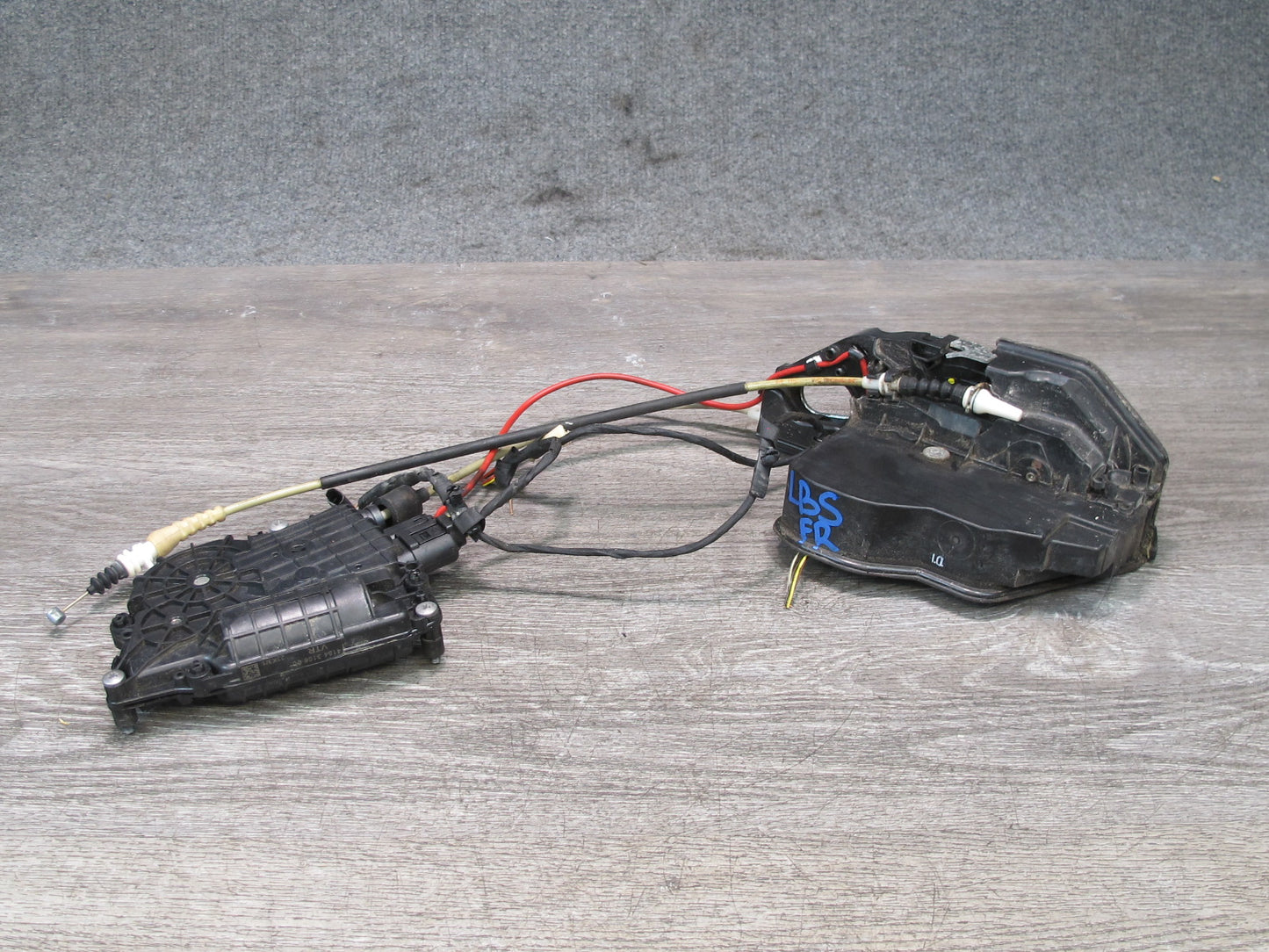 2012-2018 BMW F12 F13 M6 Right Side Exterior Door Lock Latch W/ Comfort Access
