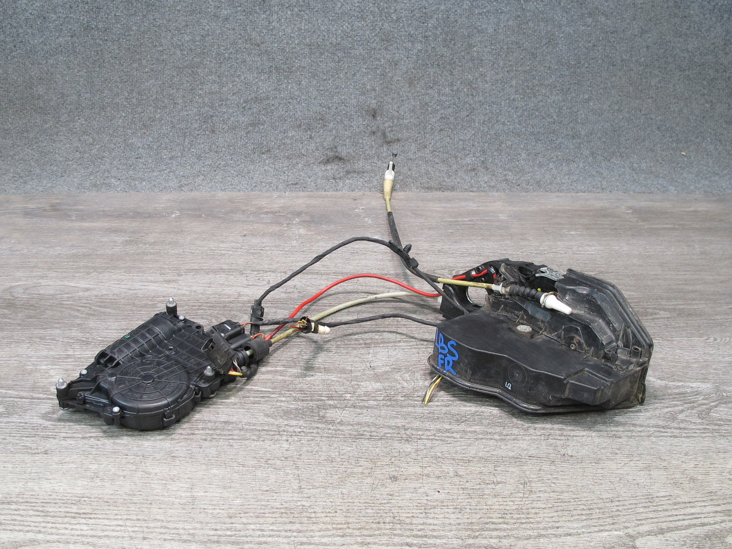 2012-2018 BMW F12 F13 M6 Right Side Exterior Door Lock Latch W/ Comfort Access