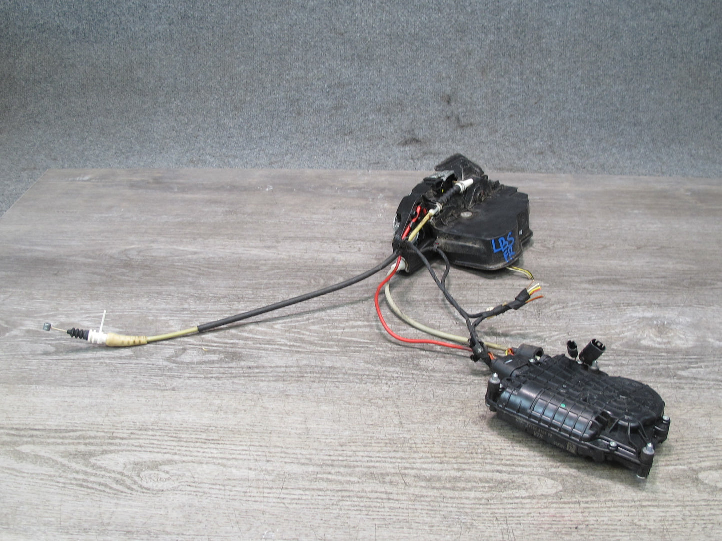 2012-2018 BMW F12 F13 M6 Right Side Exterior Door Lock Latch W/ Comfort Access