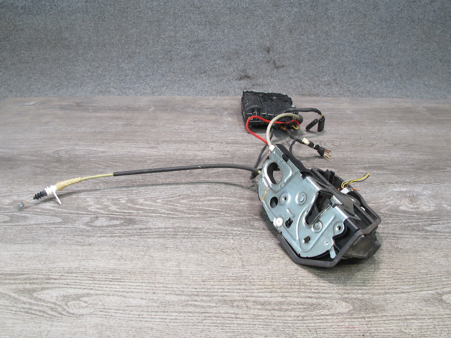 2012-2018 BMW F12 F13 M6 Right Side Exterior Door Lock Latch W/ Comfort Access