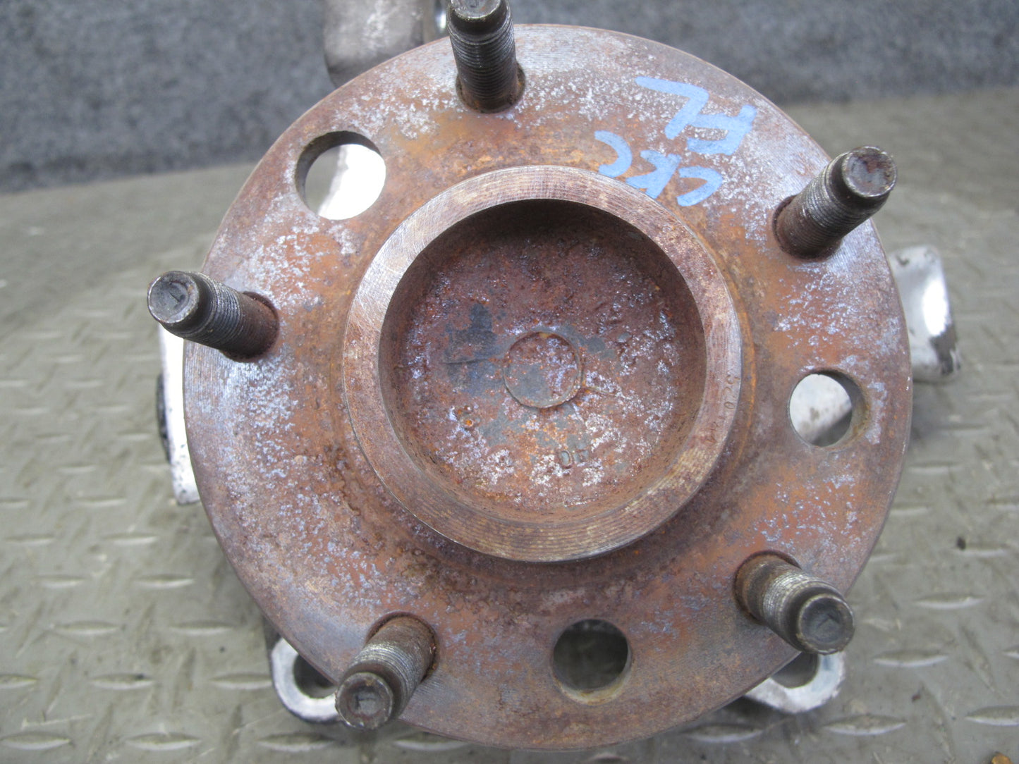 91-96 Chevrolet Corvette C4 Front Left Spindle Knuckle Wheel Hub Bearing OEM
