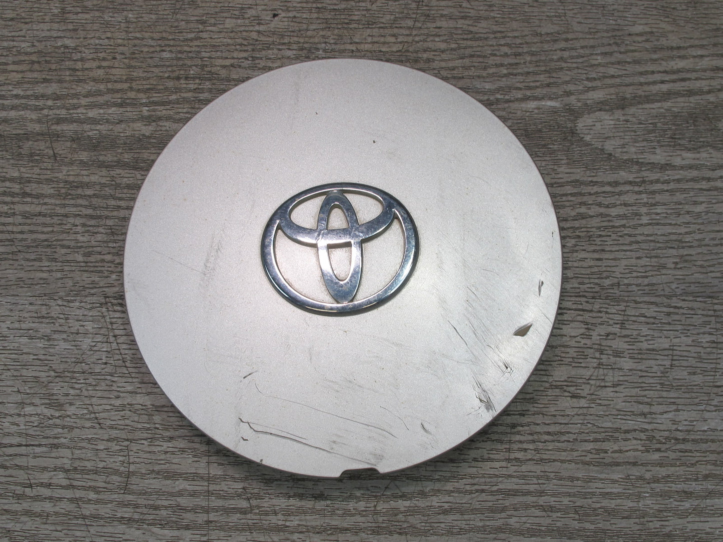 95-97 Toyota Celsior UCF20 Set of 4 Wheel Hub Center Cap Cover OEM