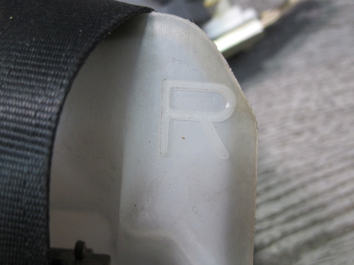 97 TOYOTA UCF20 CELSIOR SET OF 5 FRONT & REAR SEATBELT RETRACTOR OEM