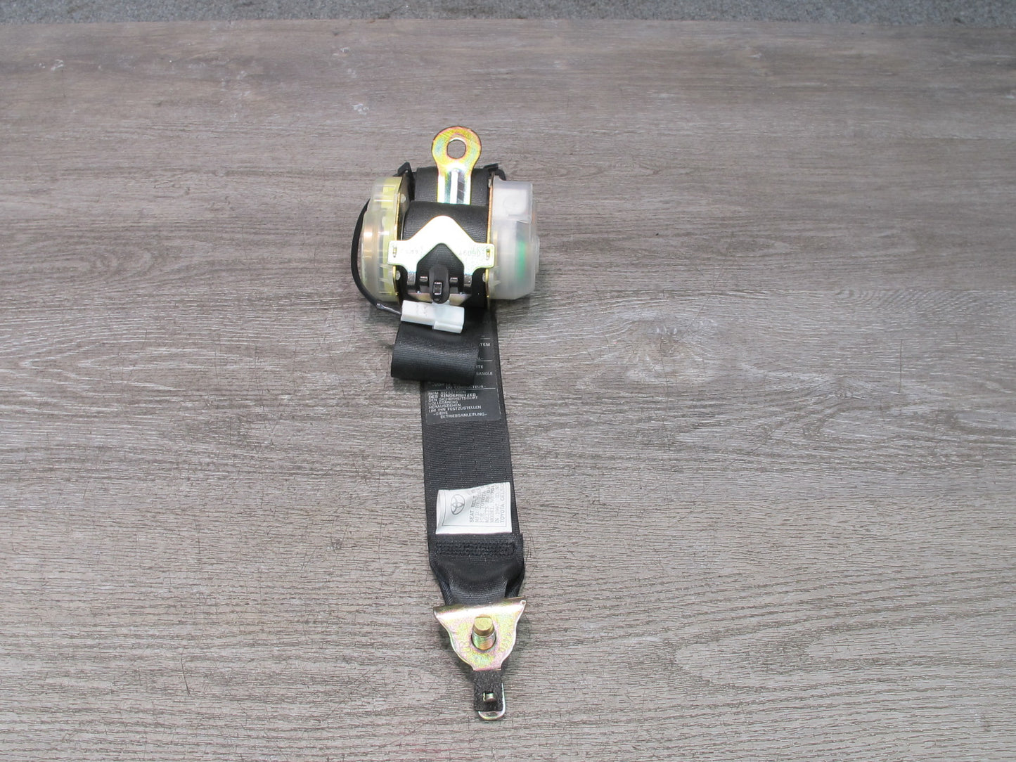 97 TOYOTA UCF20 CELSIOR SET OF 5 FRONT & REAR SEATBELT RETRACTOR OEM