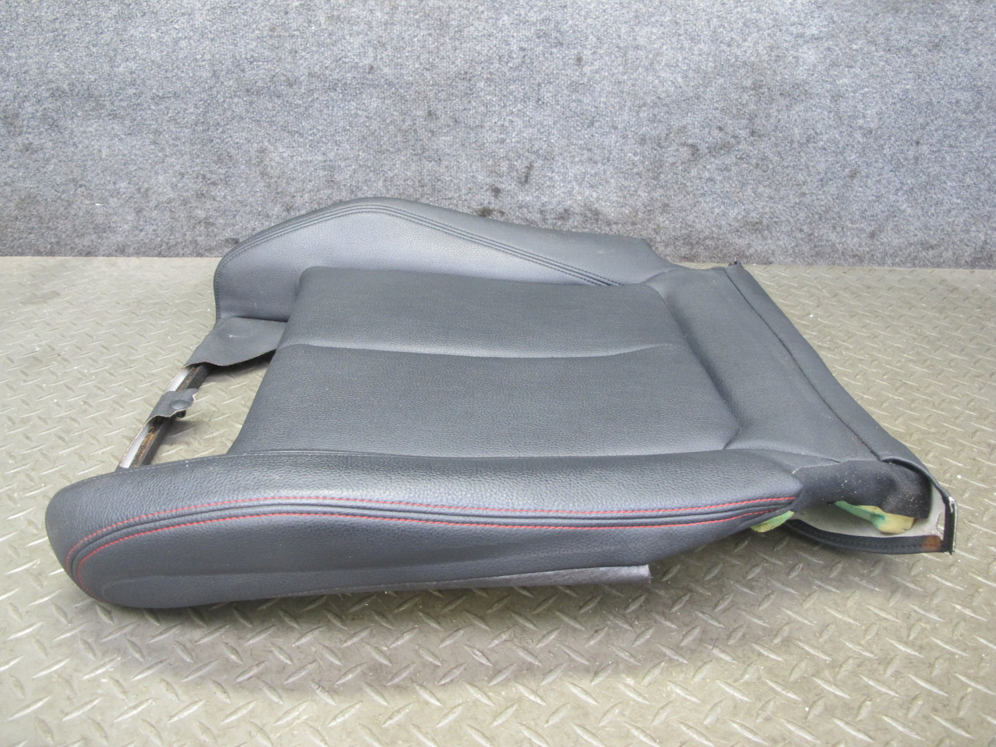 12-18 BMW F30 F31 F34 335i Front Left Sport Seat Lower Leather Cushion Black OEM