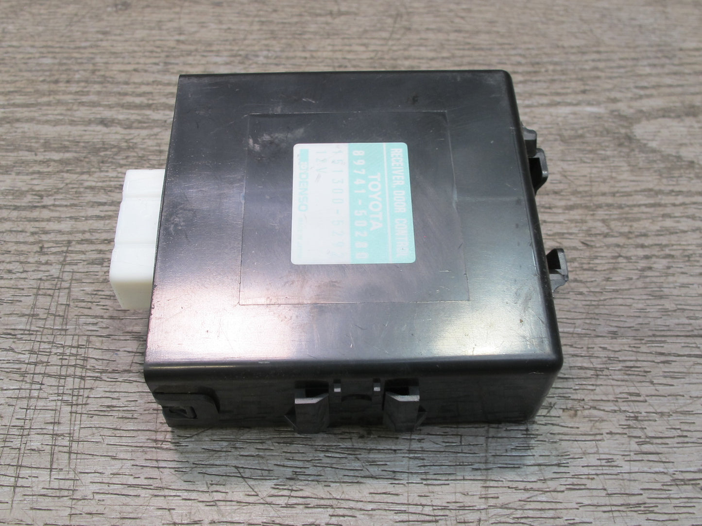 95-97 Toyota Celsior Door Receiver Control Module 89741-50280 OEM