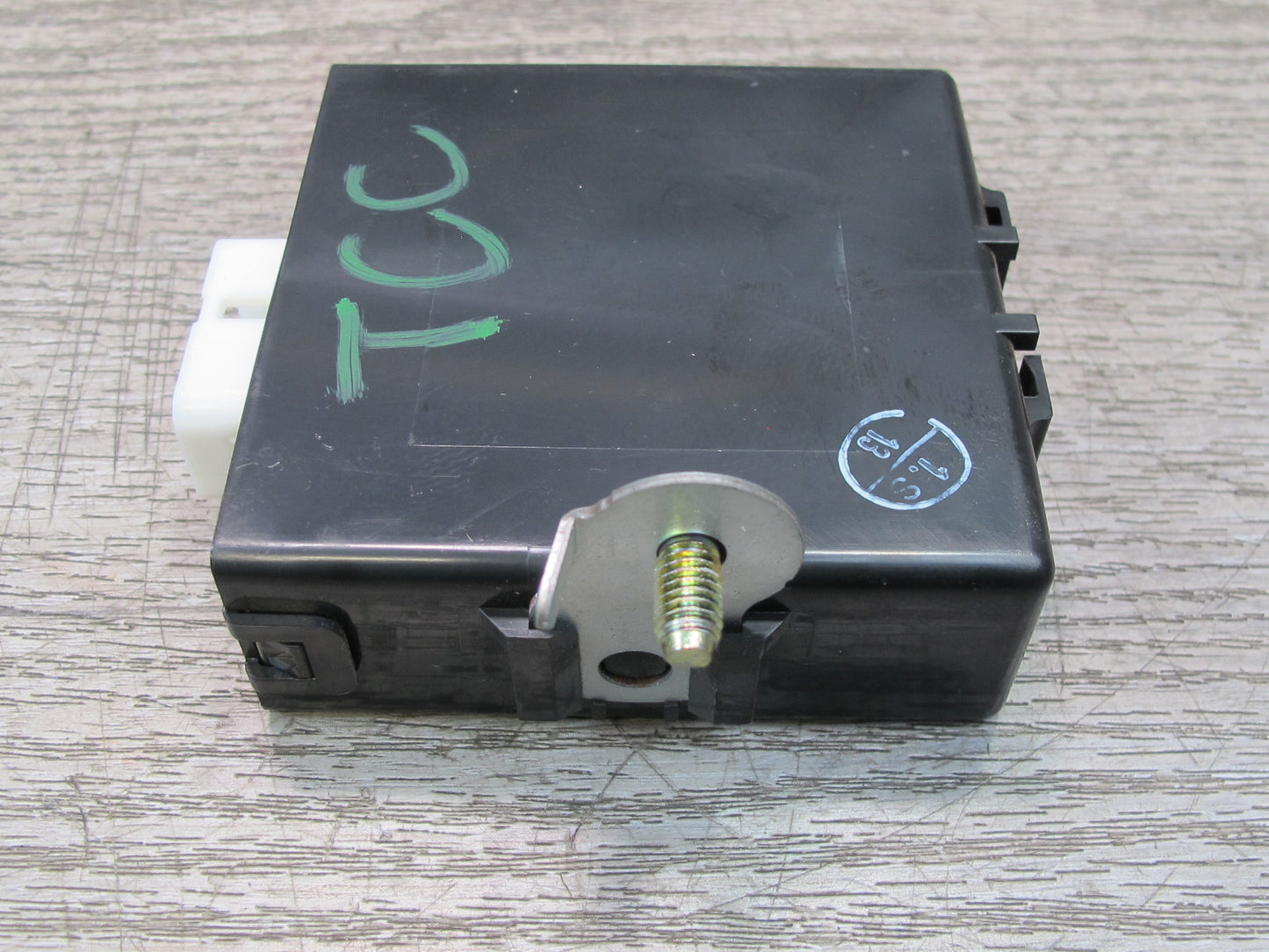 95-97 Toyota Celsior Door Receiver Control Module 89741-50280 OEM