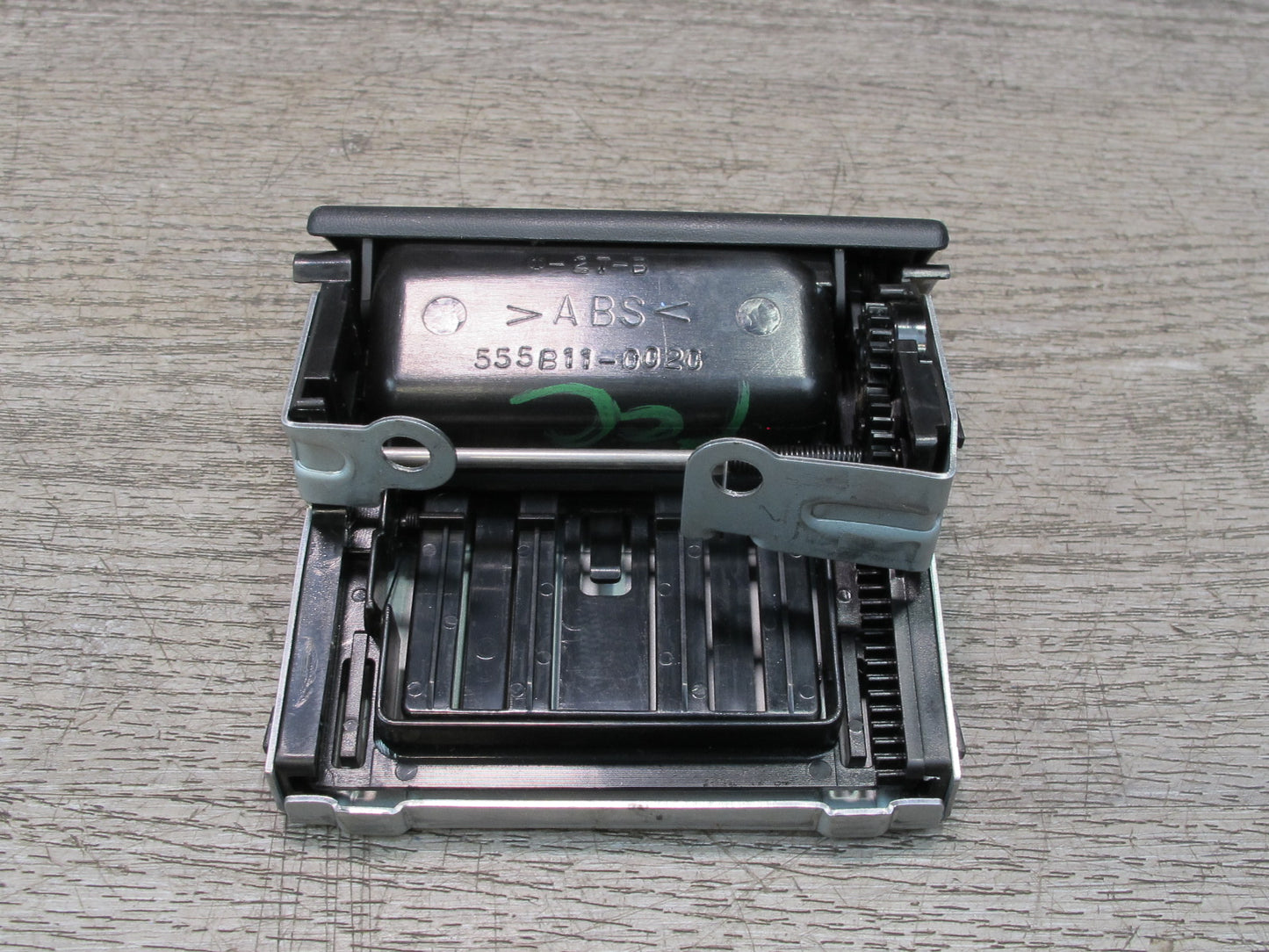 95-97 Toyota Celsior UCF20 Retractable Coin Pocket Tray Black 555B11-0020 OEM