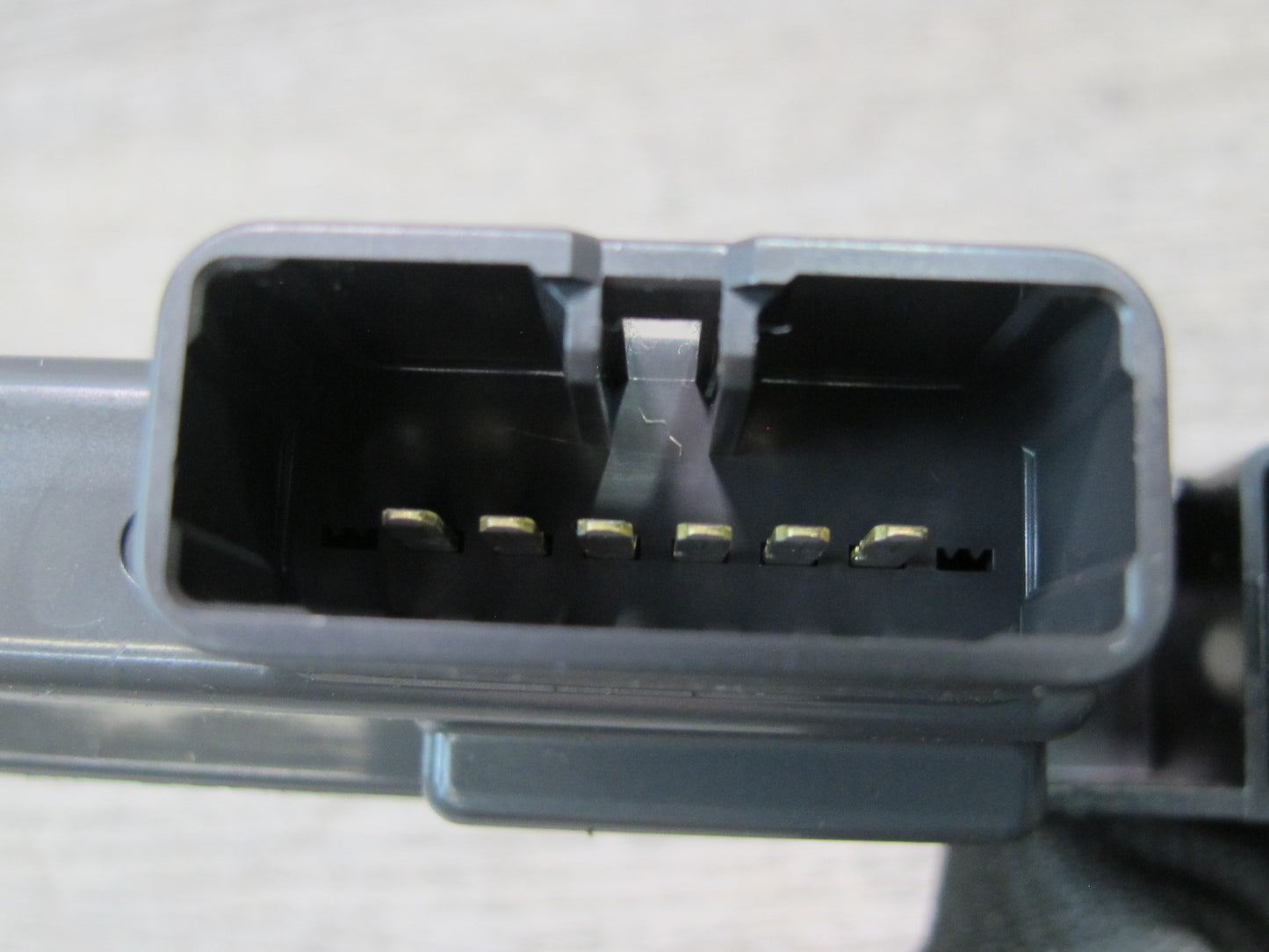 95-97 Toyota Celsior Lexus LS400 UCF20 Center Console Heated Seat Switch OEM