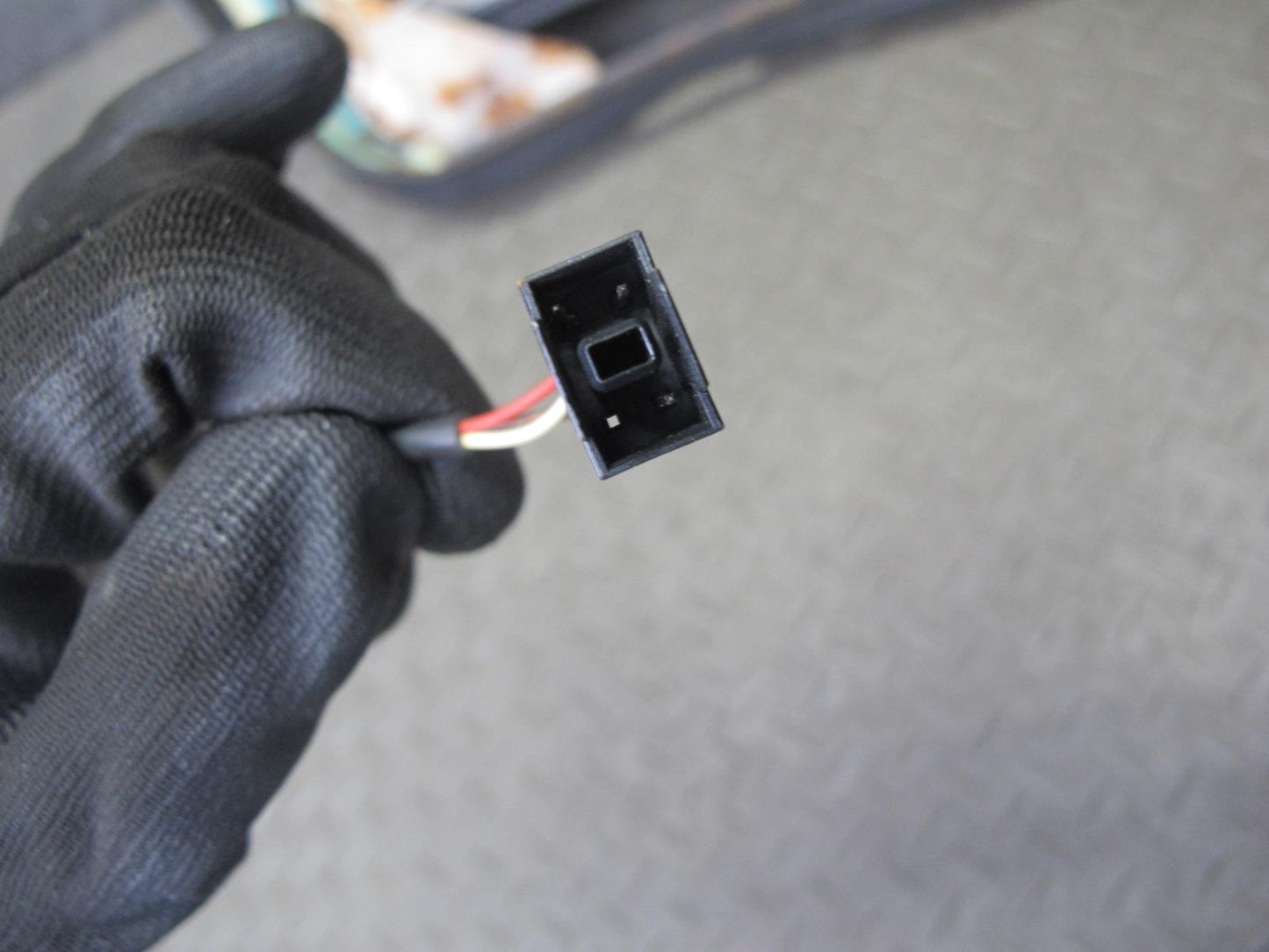 12-18 BMW F30 F31 F34 335i Front Right Sport Seat Lower Leather Cushion OEM