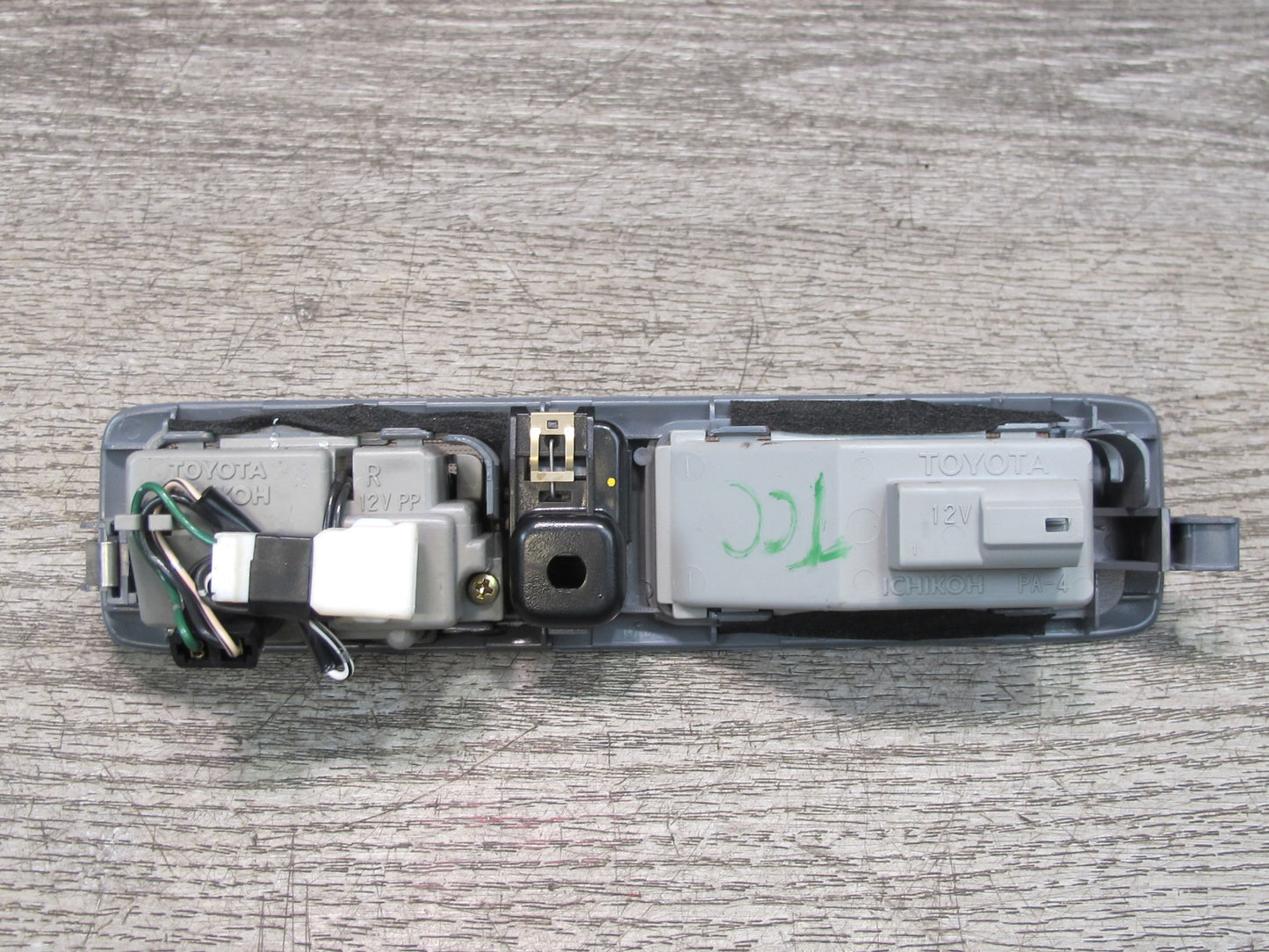 95-97 Toyota Celsior Lexus LS400 Set of 2 Rear Overhead Dome Interior Light OEM