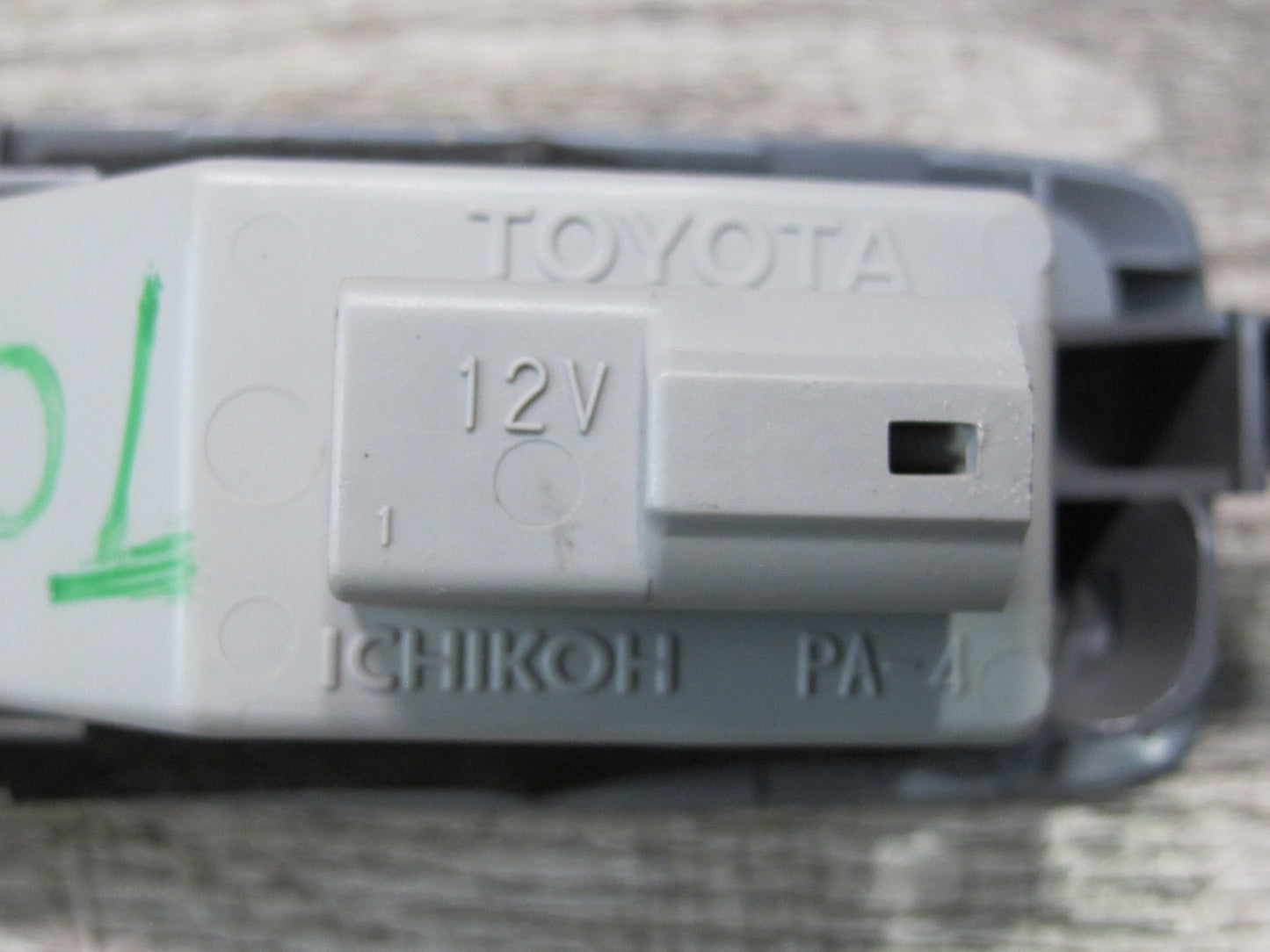 95-97 Toyota Celsior Lexus LS400 Set of 2 Rear Overhead Dome Interior Light OEM