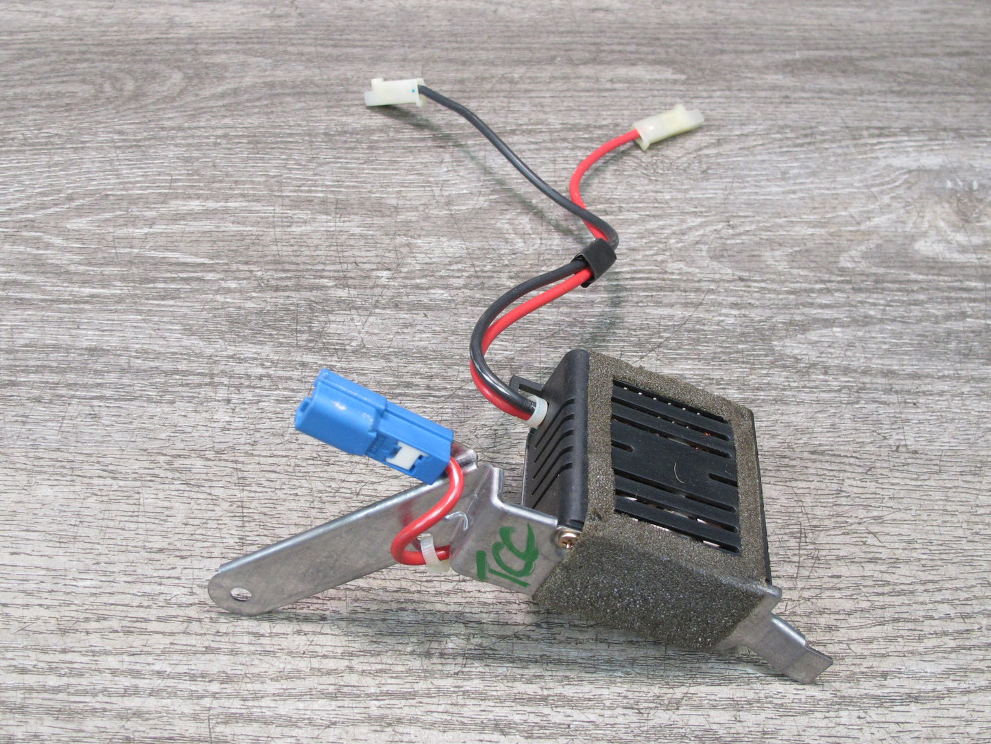 95-97 Toyota Celsior UCF20 Telephone Noise Reduction Filter Relay Module OEM