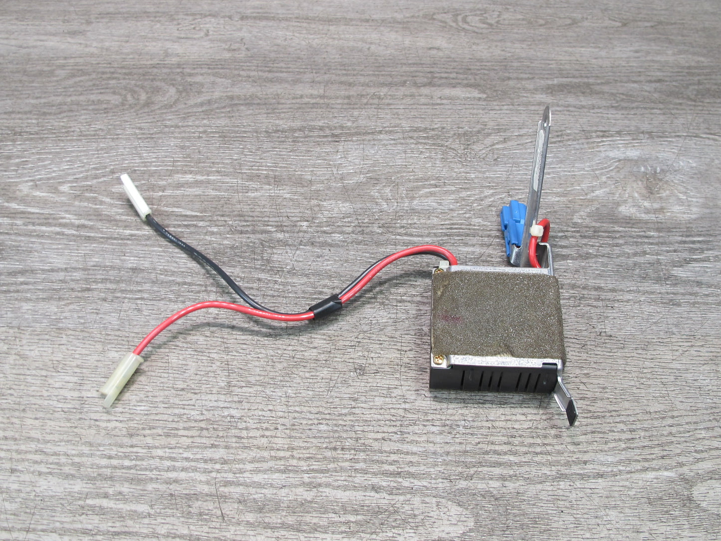 95-97 Toyota Celsior UCF20 Telephone Noise Reduction Filter Relay Module OEM