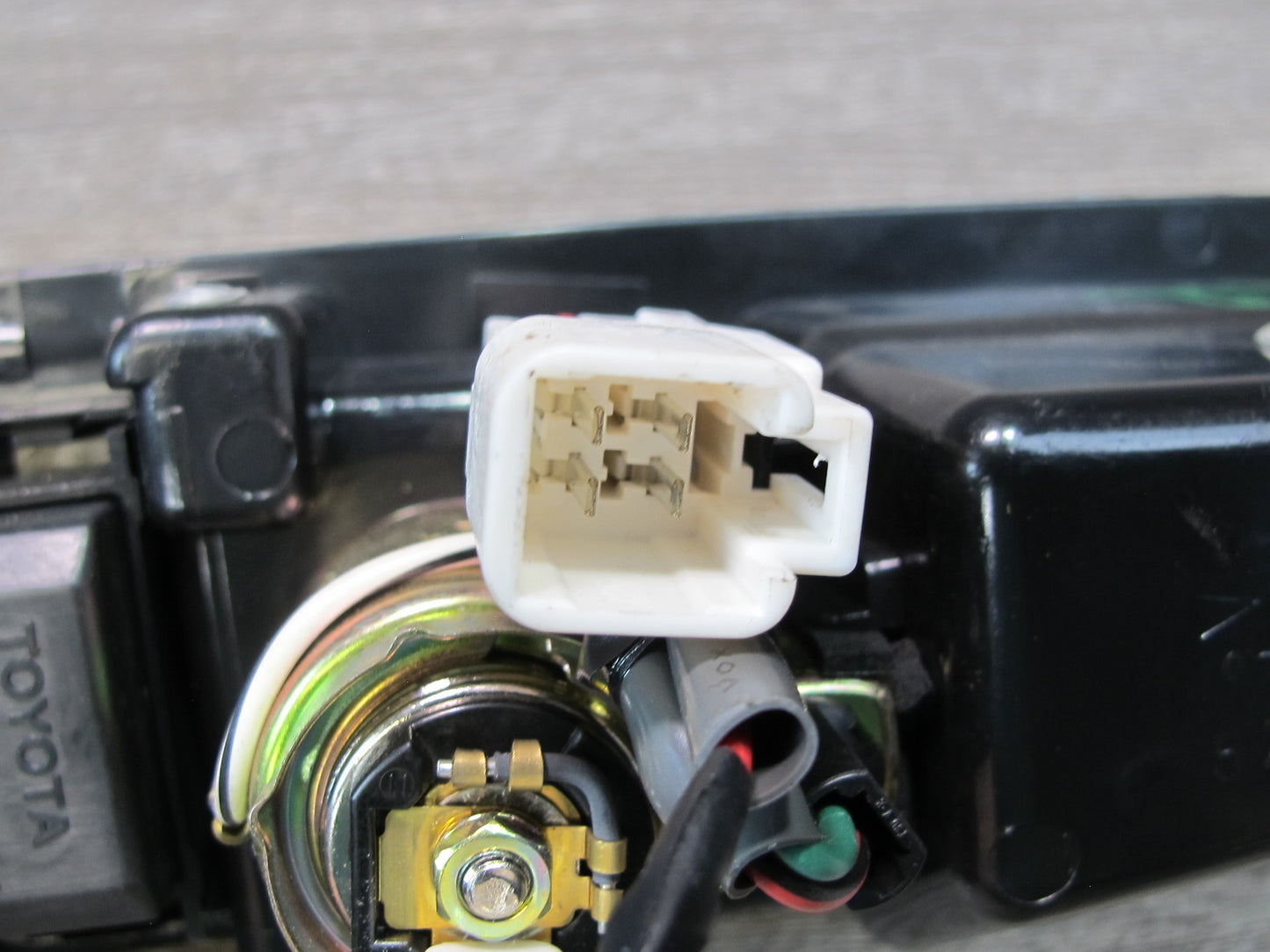 95-97 Toyota Celsior Lexus LS400 Rear Right Door Ashtray Trim Window Switch OEM