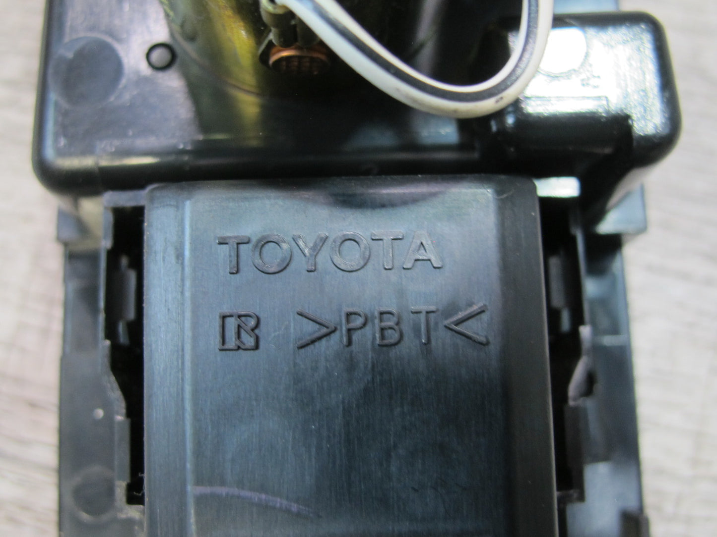 95-97 Toyota Celsior Lexus LS400 Rear Left Door Ashtray Window Switch & Trim OEM