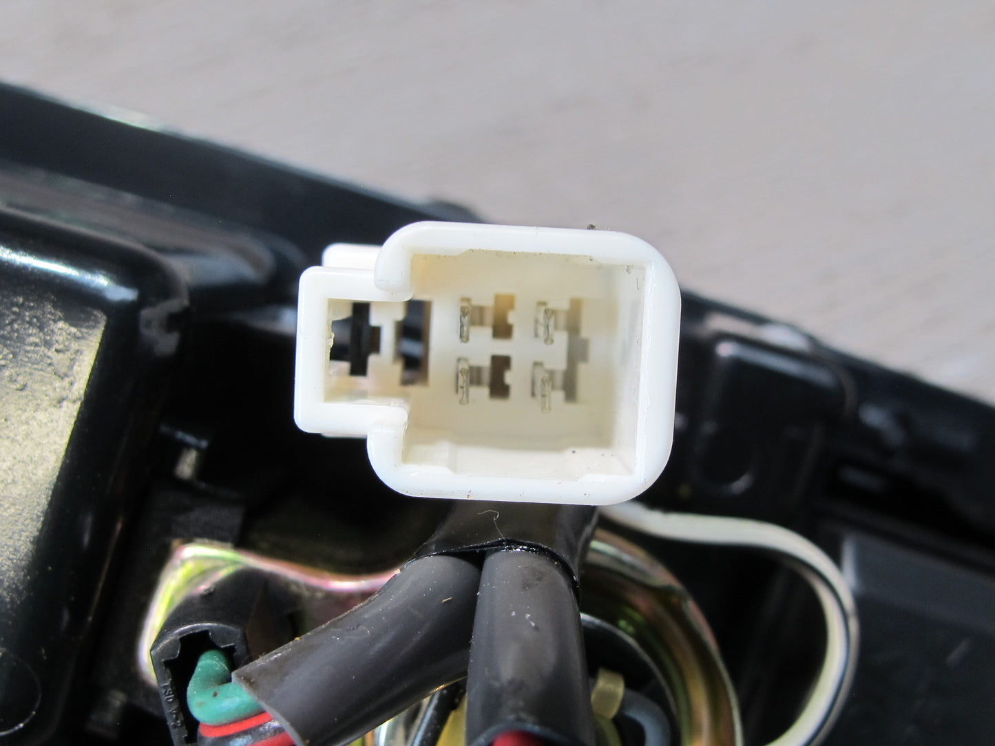 95-97 Toyota Celsior Lexus LS400 Rear Left Door Ashtray Window Switch & Trim OEM