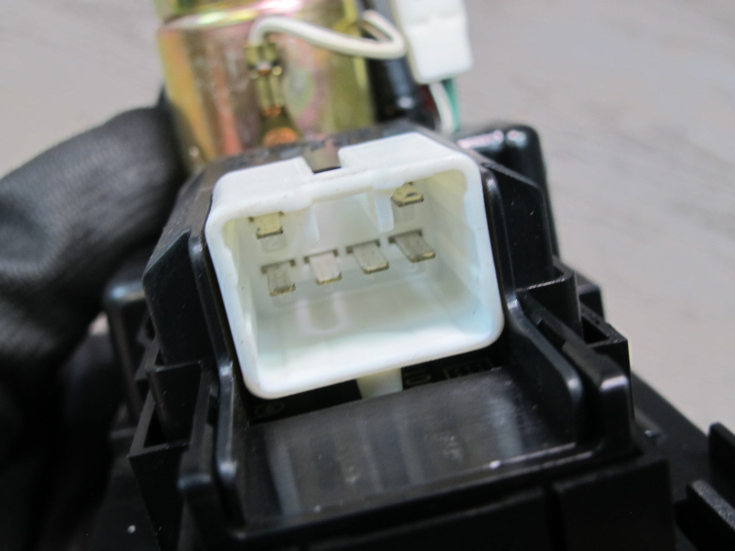 95-97 Toyota Celsior Lexus LS400 Rear Left Door Ashtray Window Switch & Trim OEM