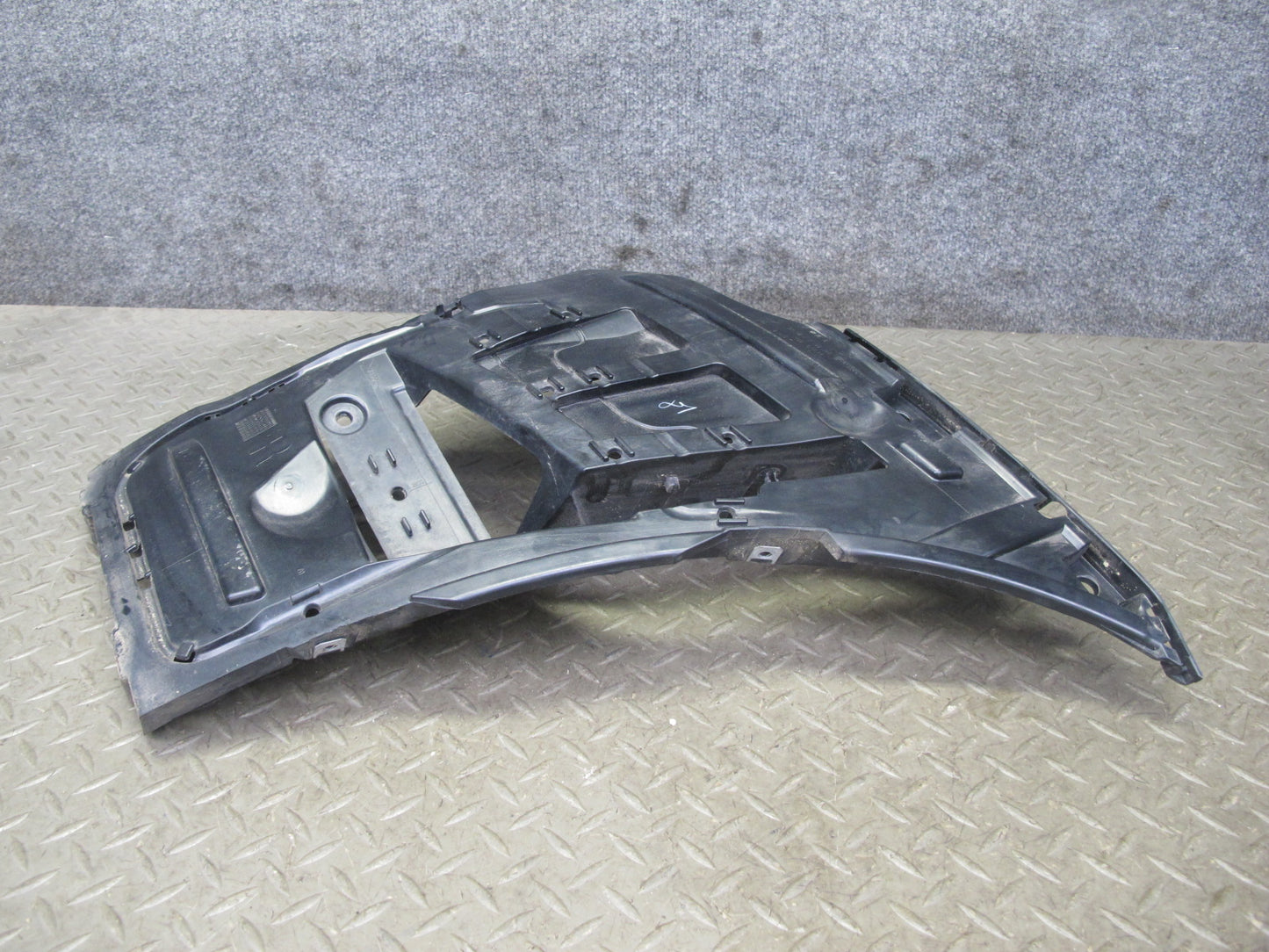 09-16 BMW E89 Z4 Set of 2 Rear Bumper Mount Guide Bracket Support OEM