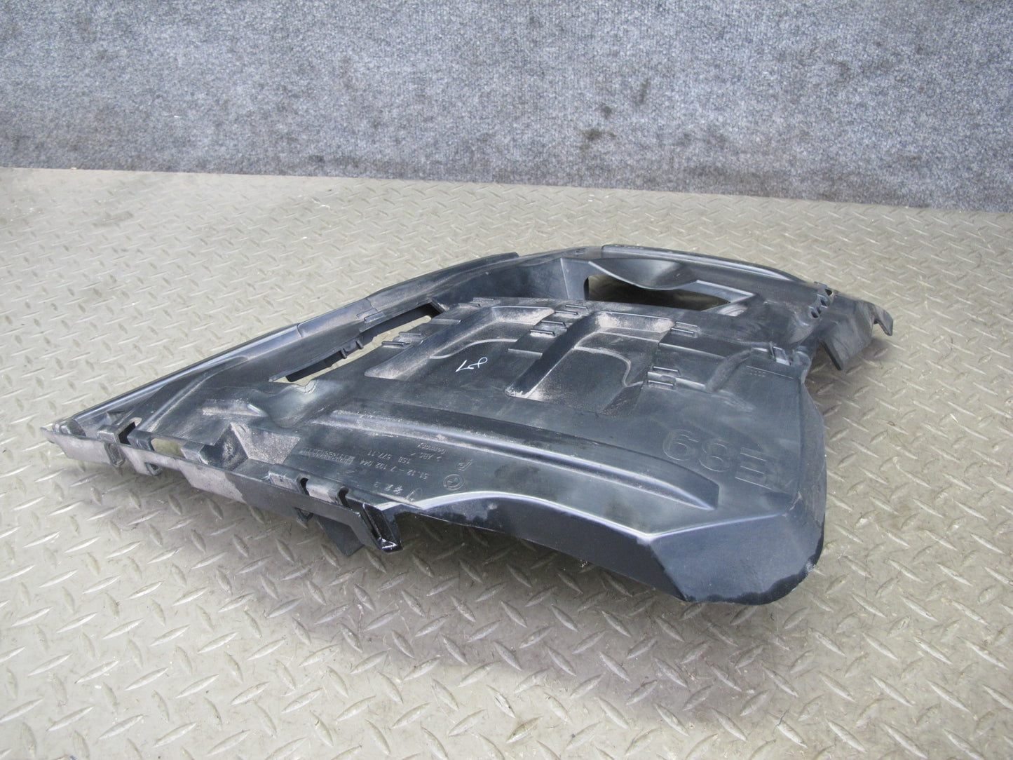 09-16 BMW E89 Z4 Set of 2 Rear Bumper Mount Guide Bracket Support OEM