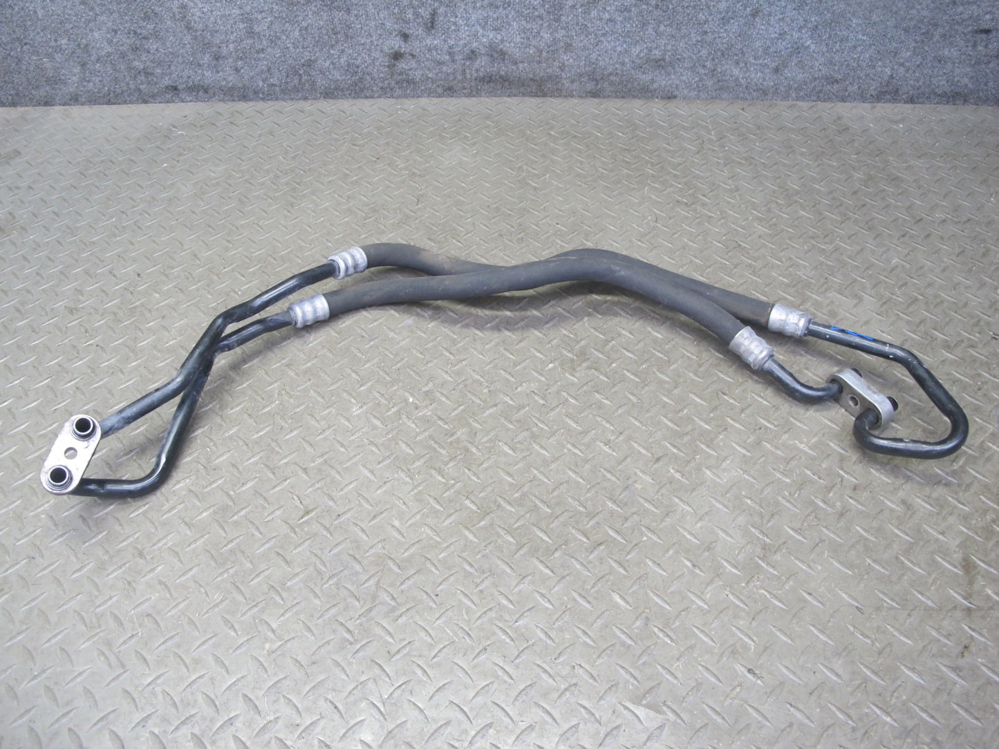 09-16 BMW E89 Z4 N54 Engine Oil Cooler Hose Pipe Line OEM