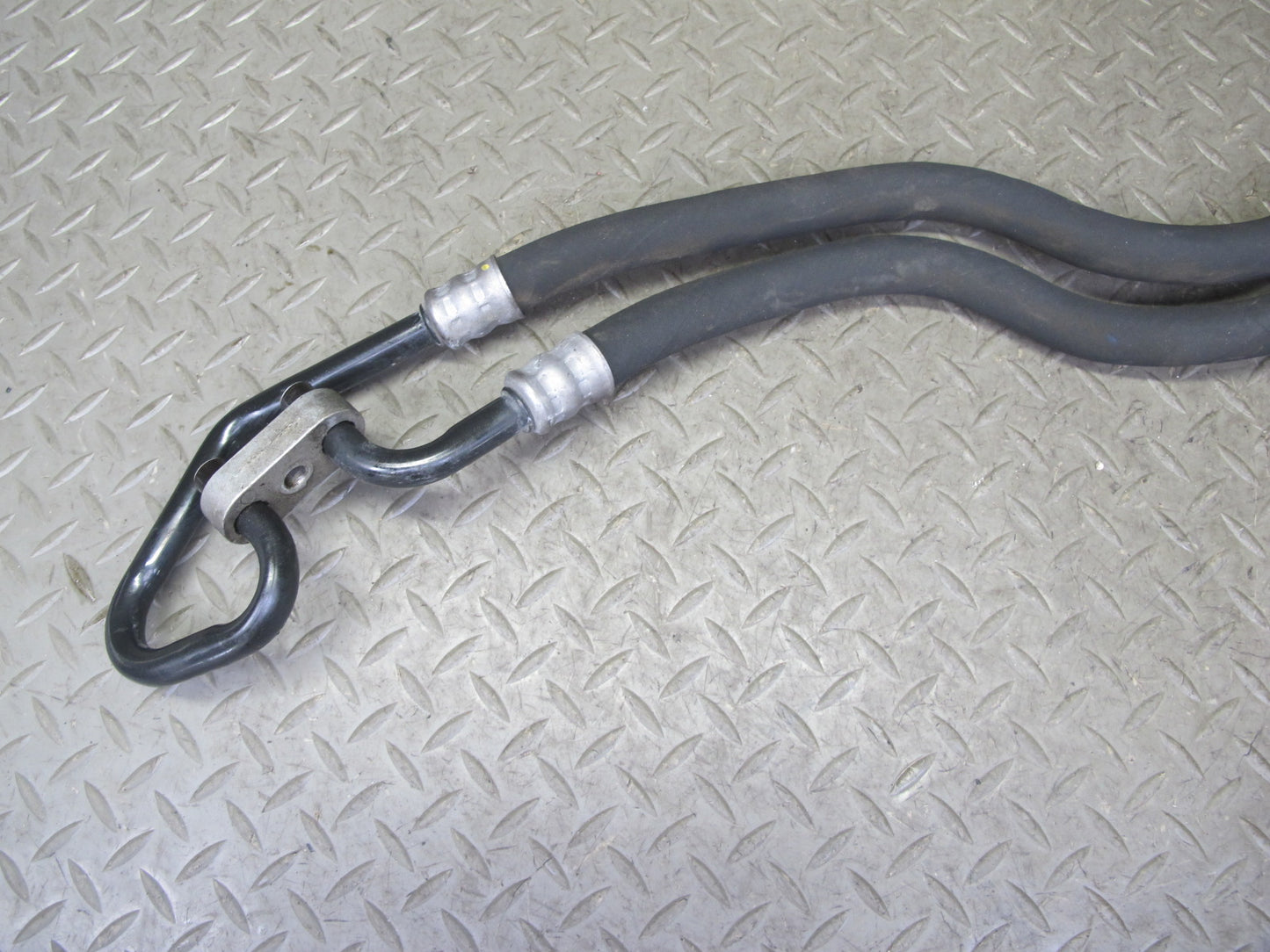 09-16 BMW E89 Z4 N54 Engine Oil Cooler Hose Pipe Line OEM