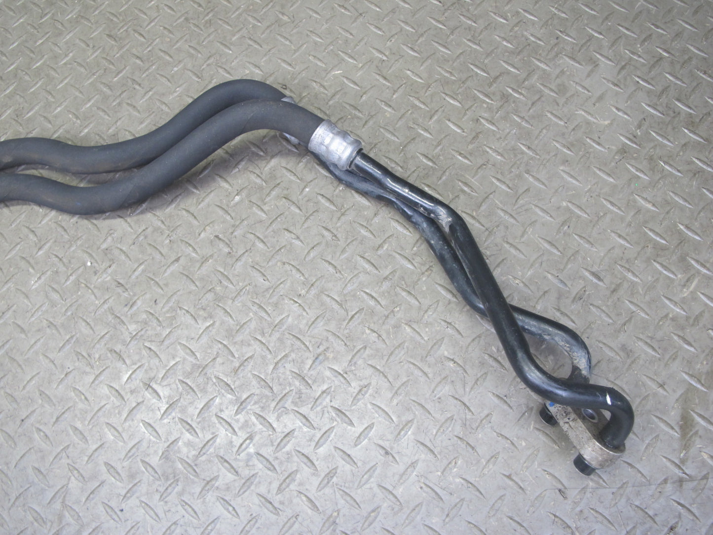 09-16 BMW E89 Z4 N54 Engine Oil Cooler Hose Pipe Line OEM