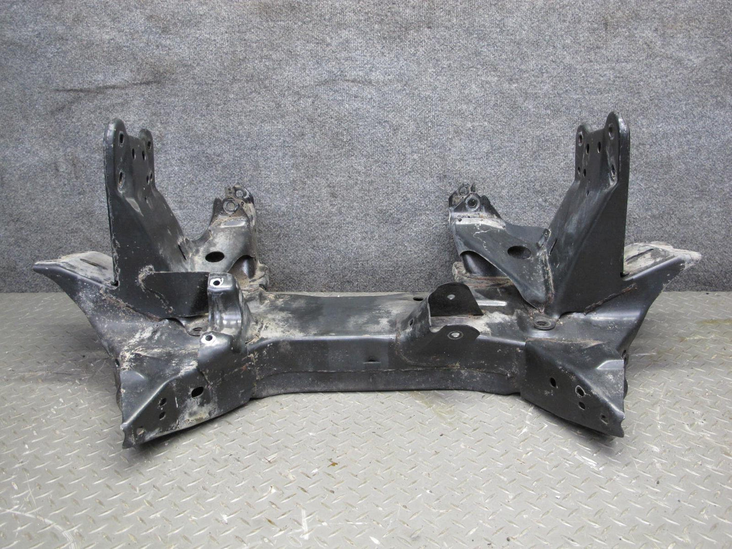 88-91 Chevrolet Corvette C4 Front Engine Cradle Subframe Crossmember Carrier OEM