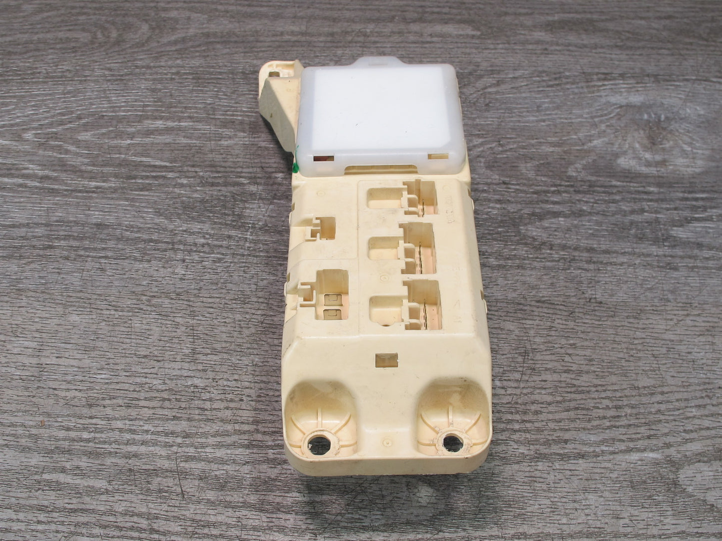 95-97 Toyota Celsior UCF20 Interior Cabin Fuse Relay Junction Box Module OEM