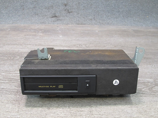 95-97 Toyota Celsior Lexus LS400 UCF20 CD Changer NO Magazine 86270-50090 OEM