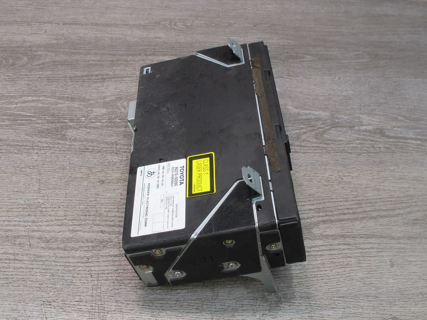 95-97 Toyota Celsior Lexus LS400 UCF20 CD Changer NO Magazine 86270-50090 OEM