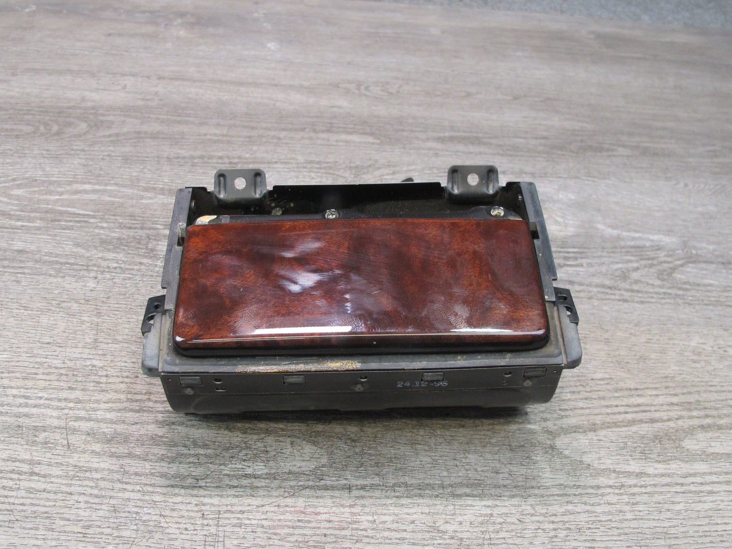 95-97 Toyota Celsior Lexus LS400 UCF20 Front Center Console Ashtray Lighter OEM